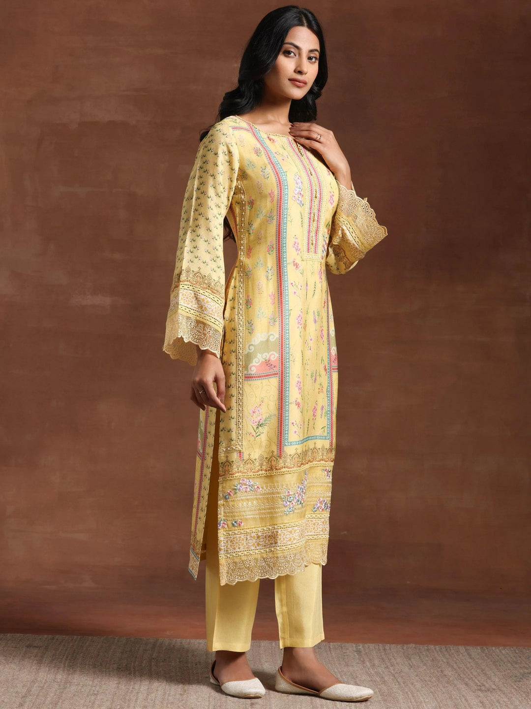  Yellow Printed Silk Blend Straight Suit With Dupatta 