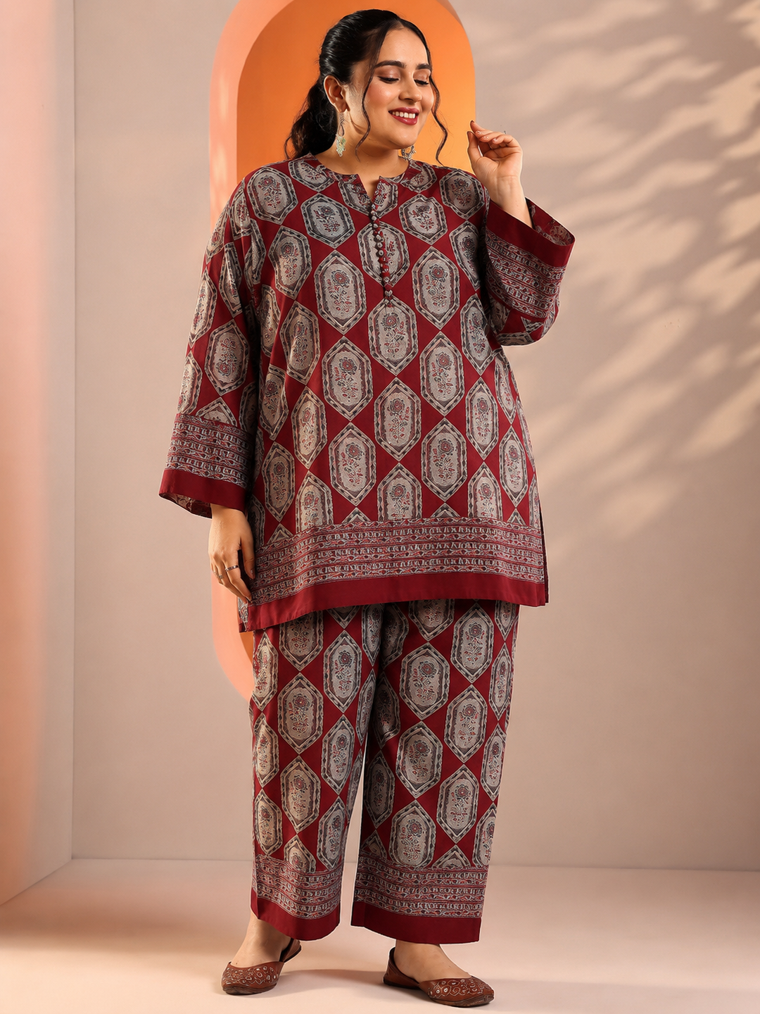  Plus Size Red Printed Silk Blend Straight Suit Set 