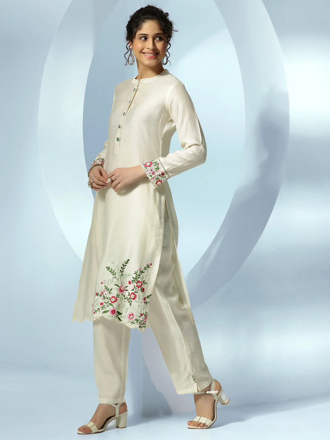  Off White Embroidered Silk Blend Straight Kurta Set 