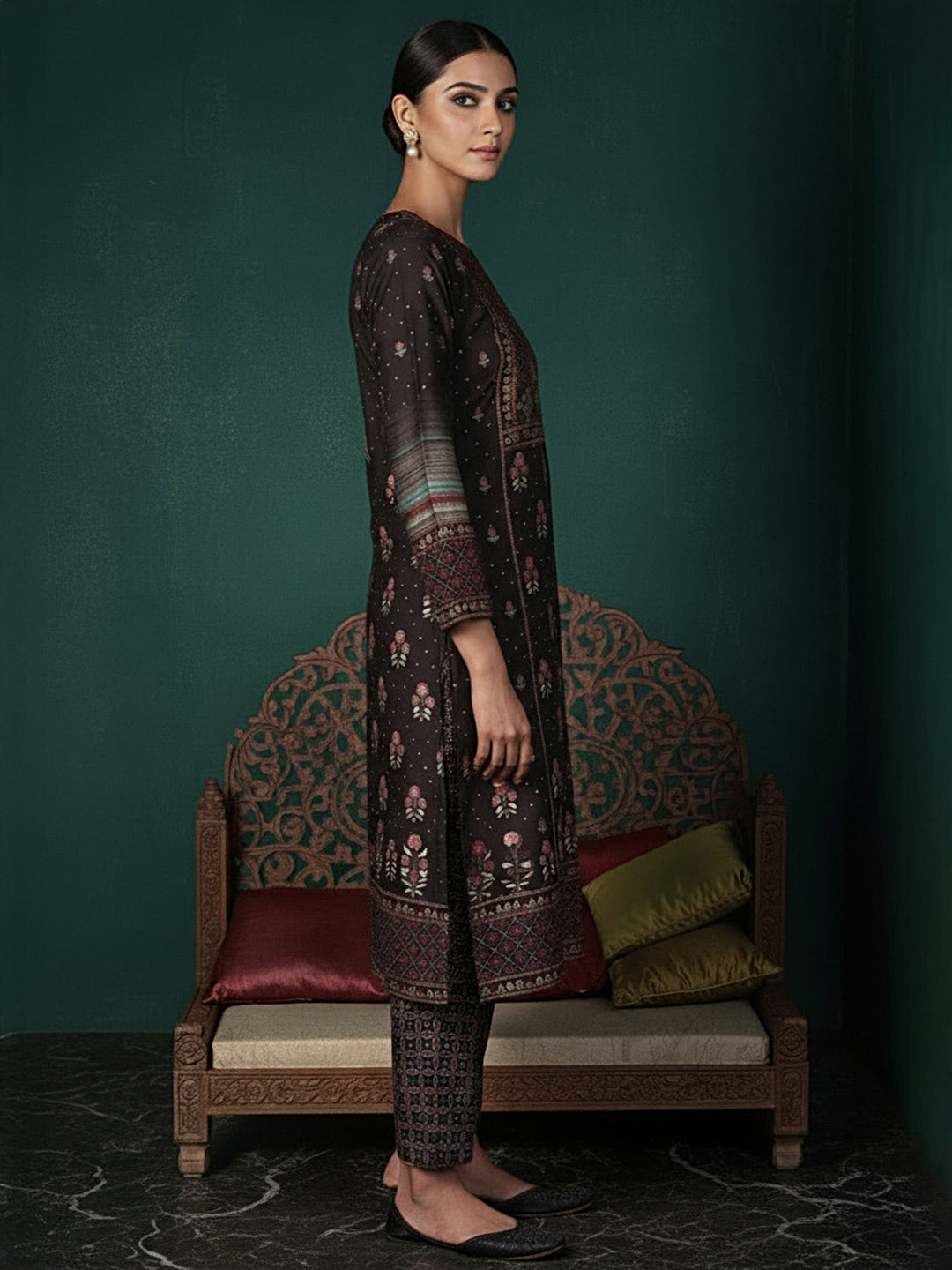 Charcoal Printed Silk Blend Straight Kurta With Dupatta