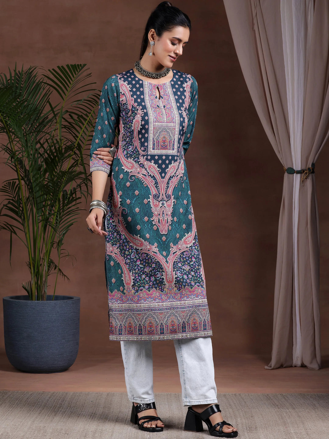  Blue Printed Crepe Straight Kurta 