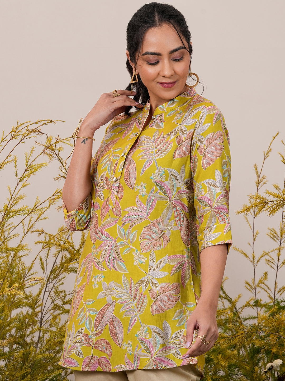  Yellow Printed Silk Blend Straight Short Kurti 