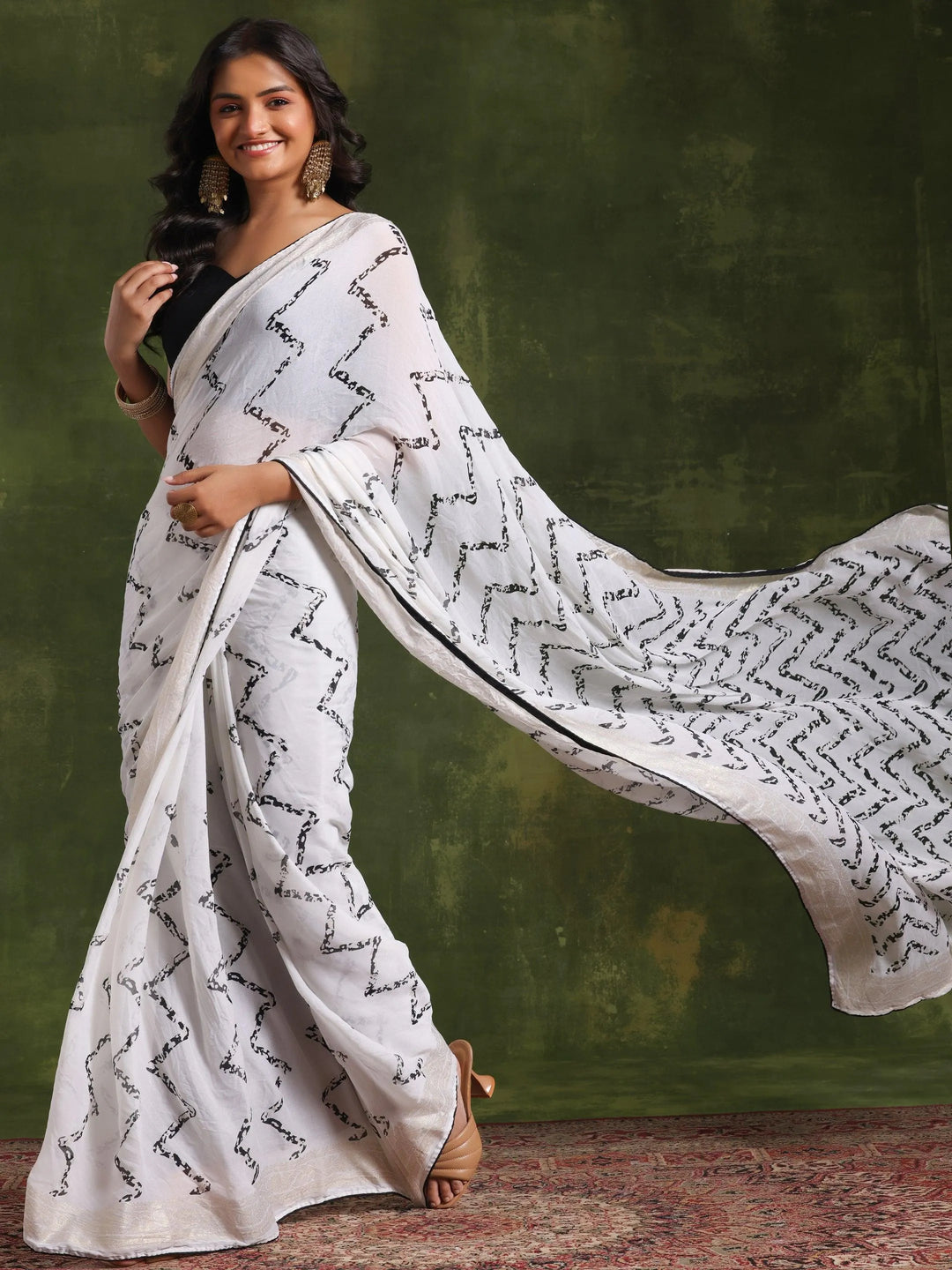Off White Printed Poly Georgette Saree With Unstitched Blouse Piece - Libas 
