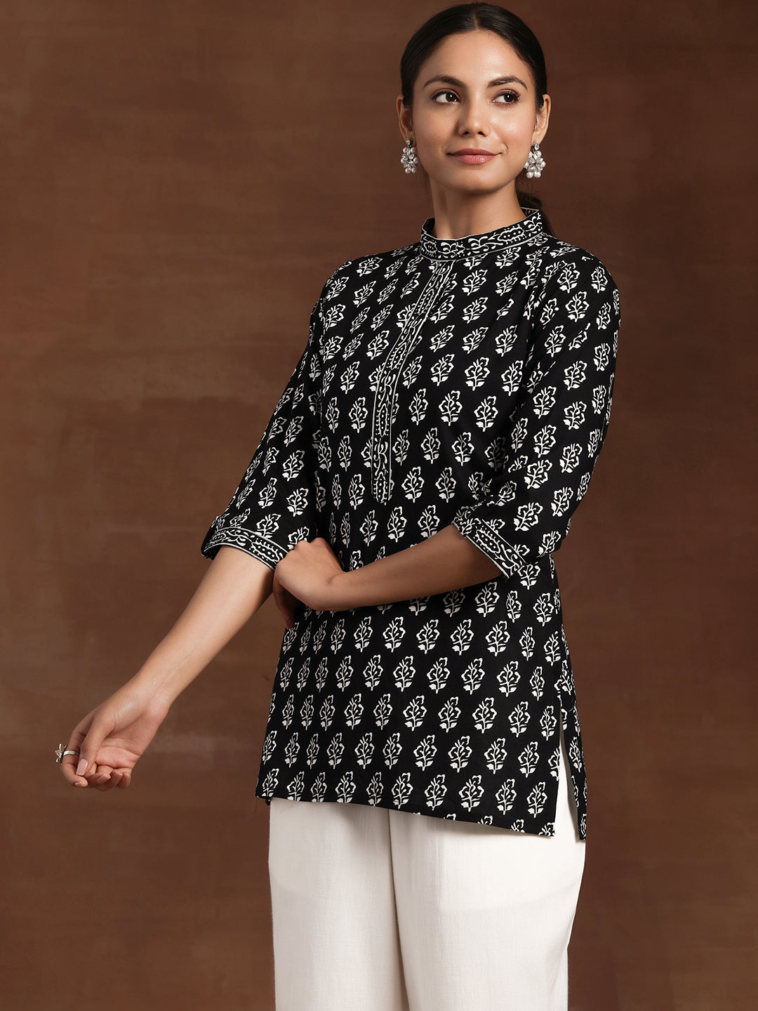  Black Printed Cotton Straight Short Kurti 