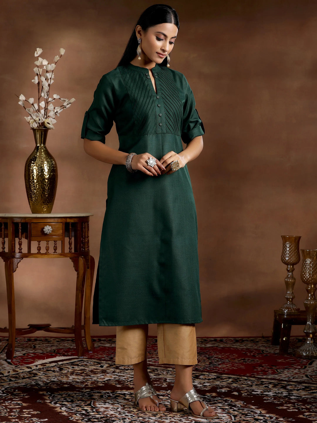  Green Solid Cotton Blend Straight Kurta 