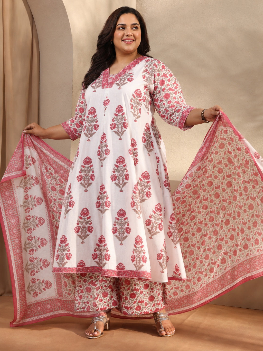  Plus Size Pink Floral Printed Cotton Blend Anarkali Suit Set 