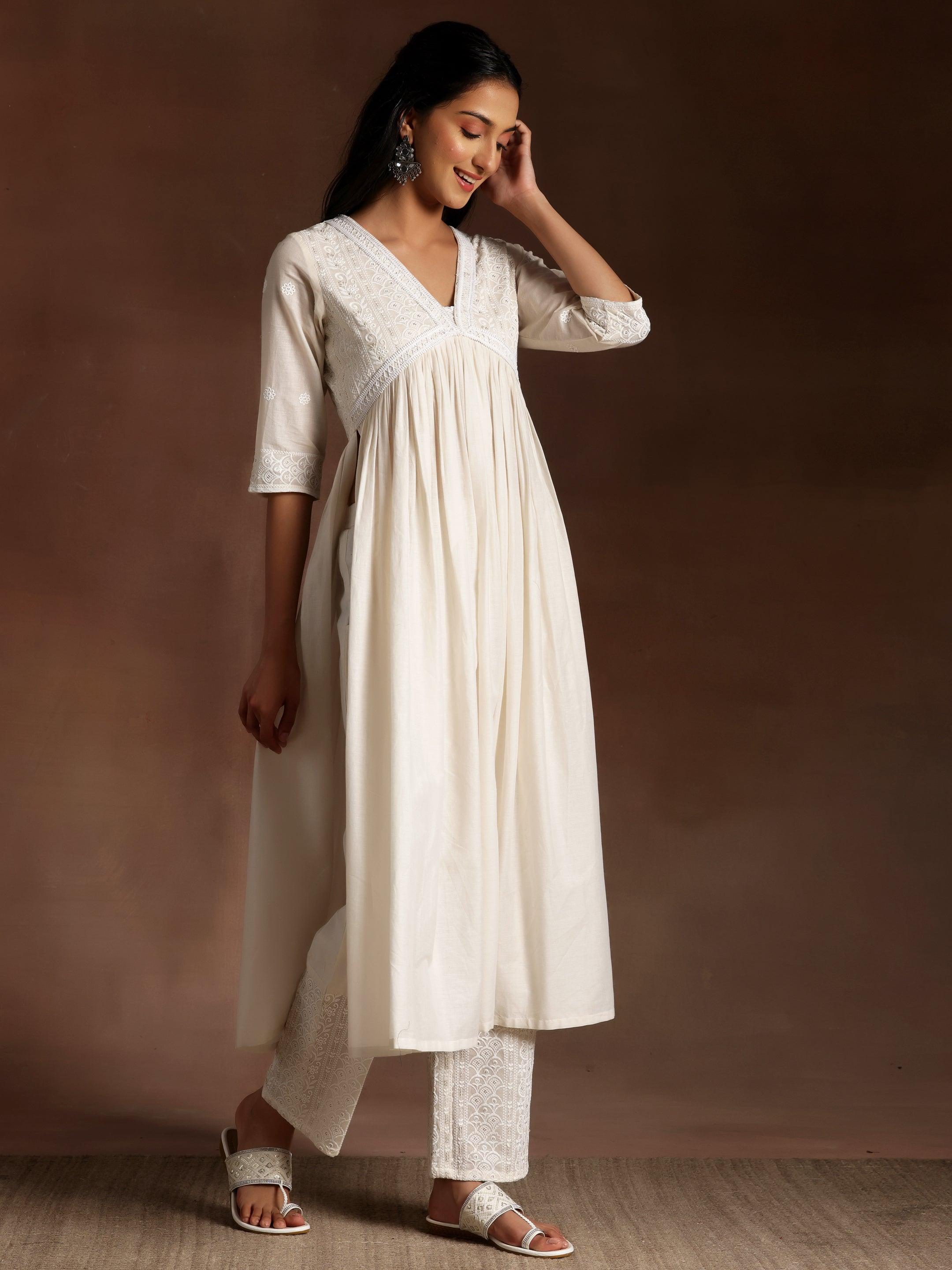 Alizeh Off white Embroidered Cotton A-Line Kurta With Palazzos & Dupatta
