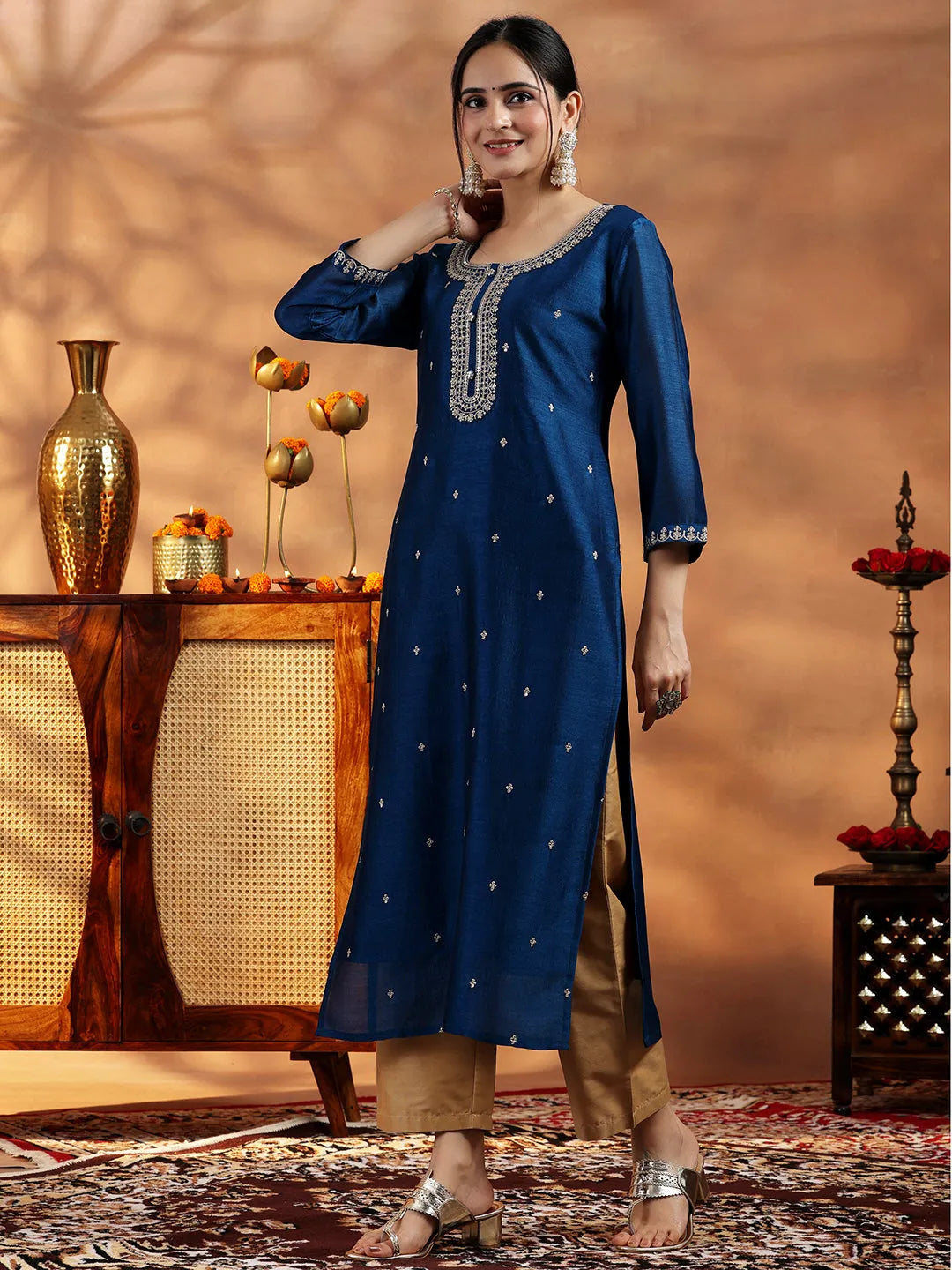  Blue Embroidered Silk Straight Kurta 