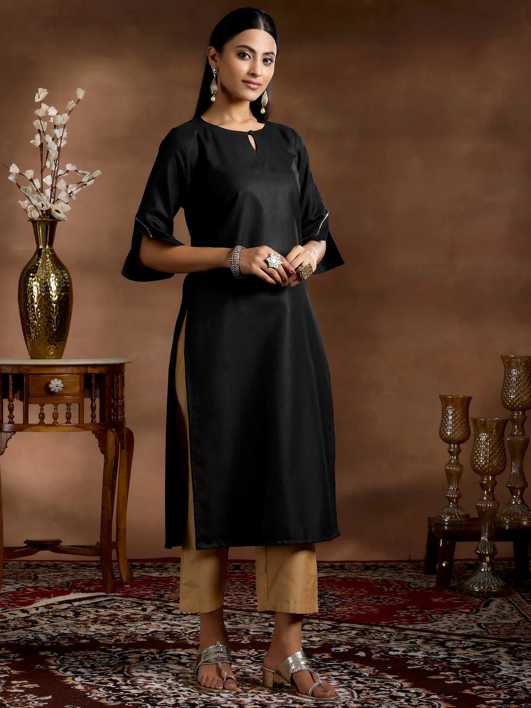  Black Solid Cotton Blend Straight Kurta 