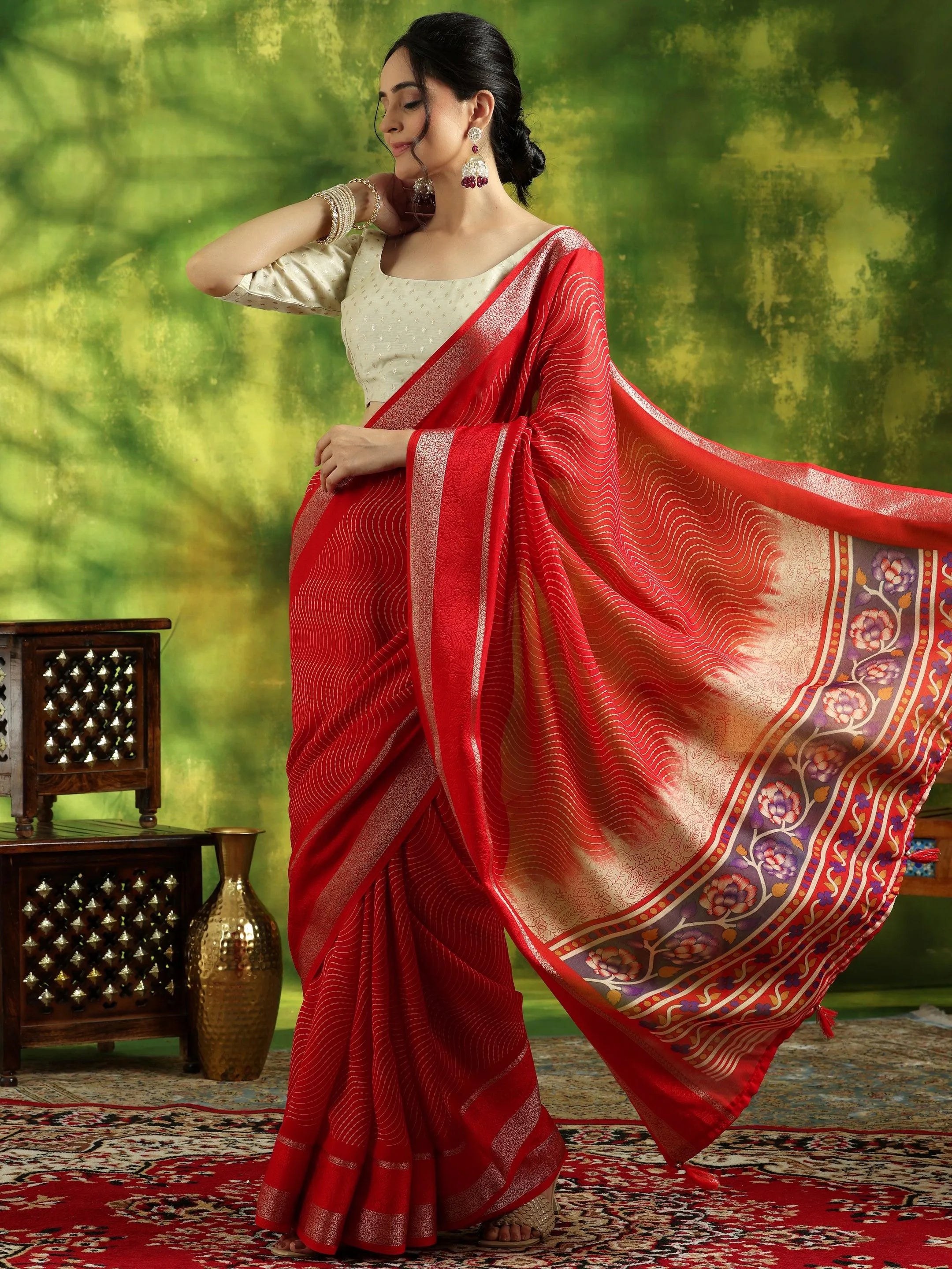 matching saree for red blouse