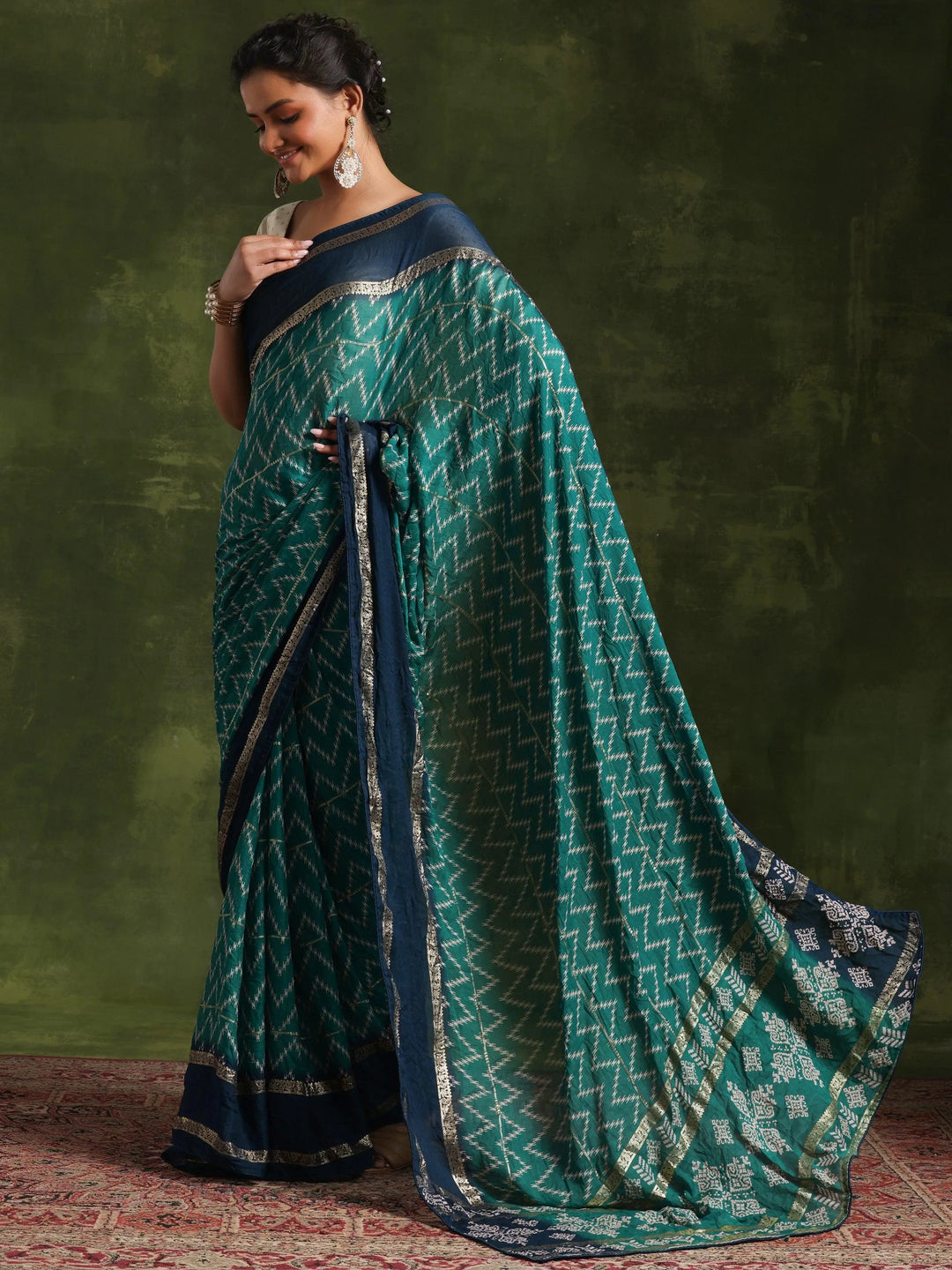 Green Printed Poly Georgette Saree With Unstitched Blouse Piece - Libas 