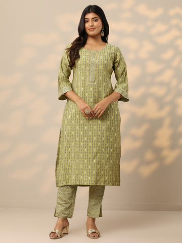 Green Printed Silk Blend Straight Kurta With Trousers
