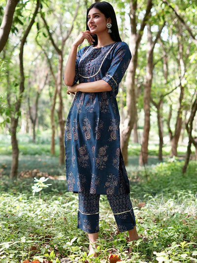 Blue Printed Cotton Straight Kurta With Trousers