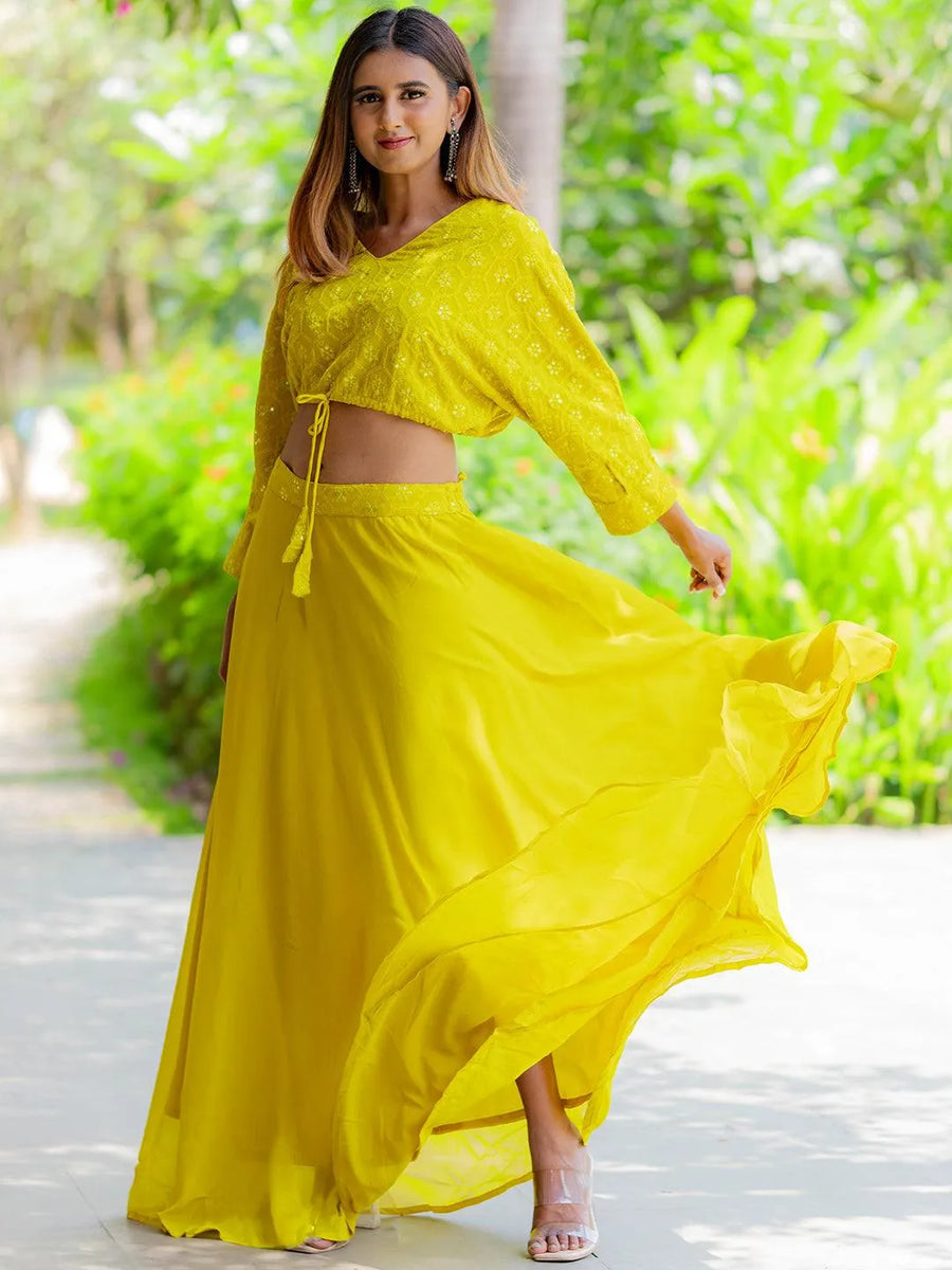 Simple Lehengas - Buy Simple Lehenga Online at Best Price | Libas