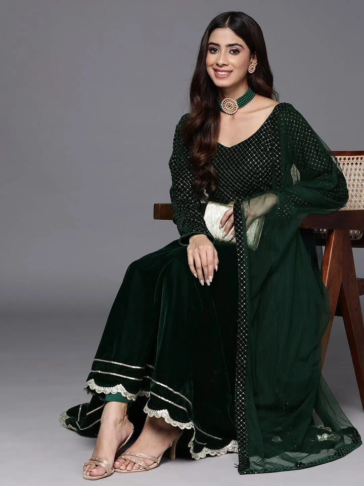 Stunning Green Dress for Mehndi Function: Top Picks for 2024 2 34759 6