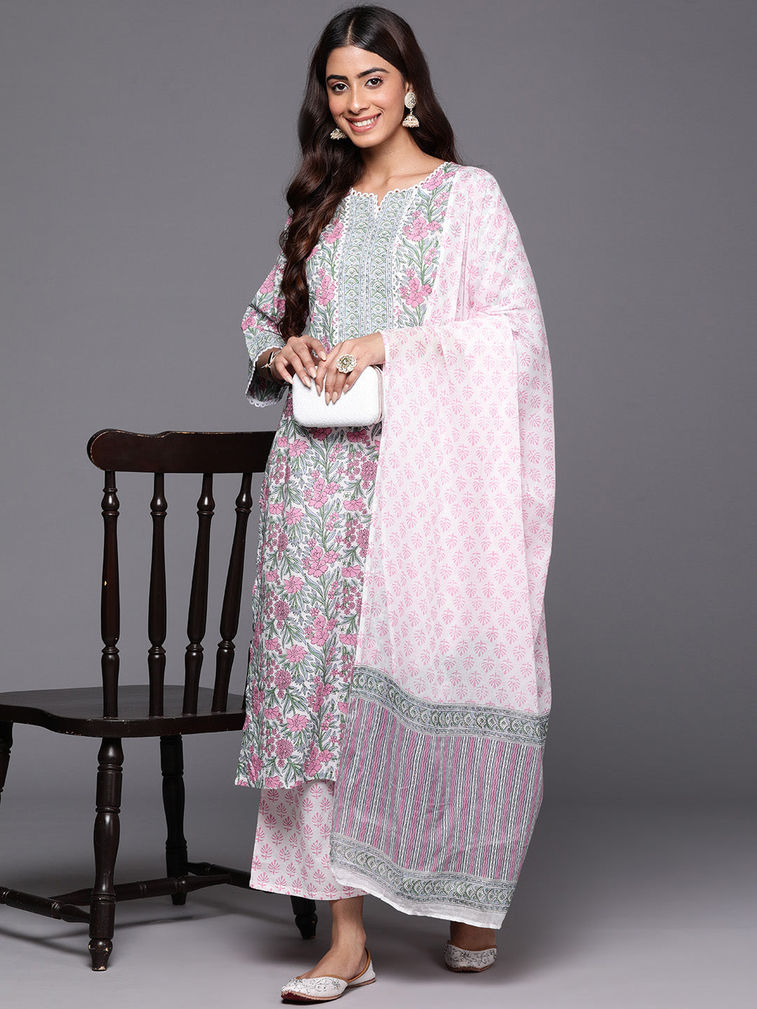 libas Pink Printed Cotton Straight Suit With Dupatta-picture-20