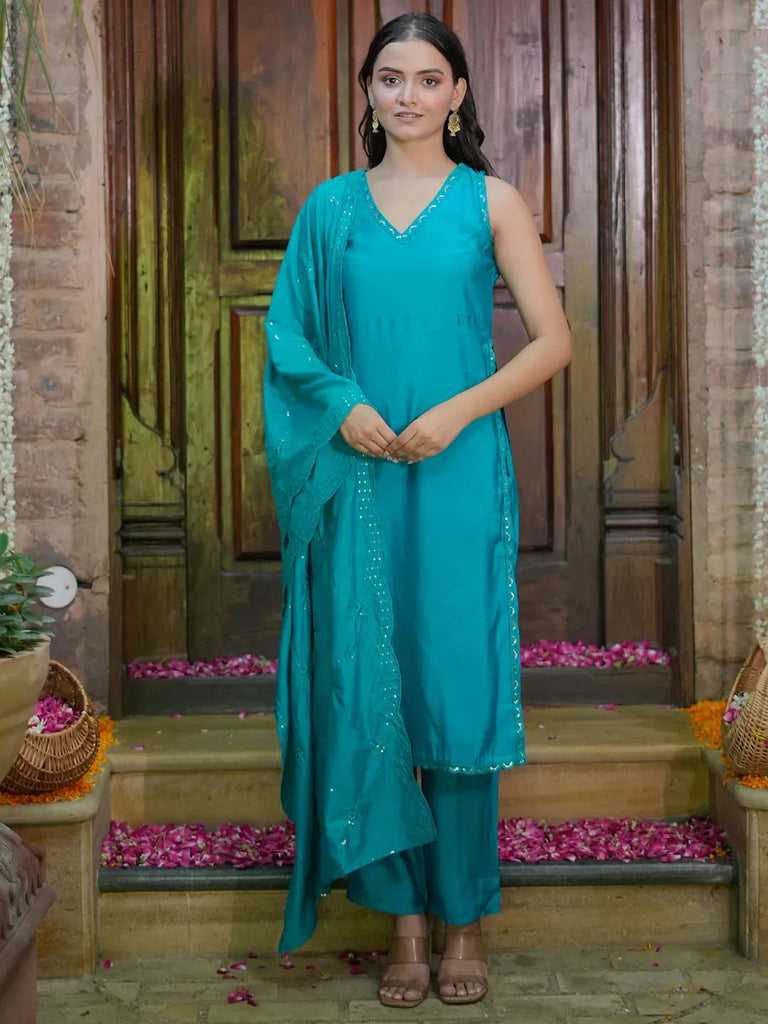 Gerua Green Solid Silk Blend Straight Suit With Dupatta