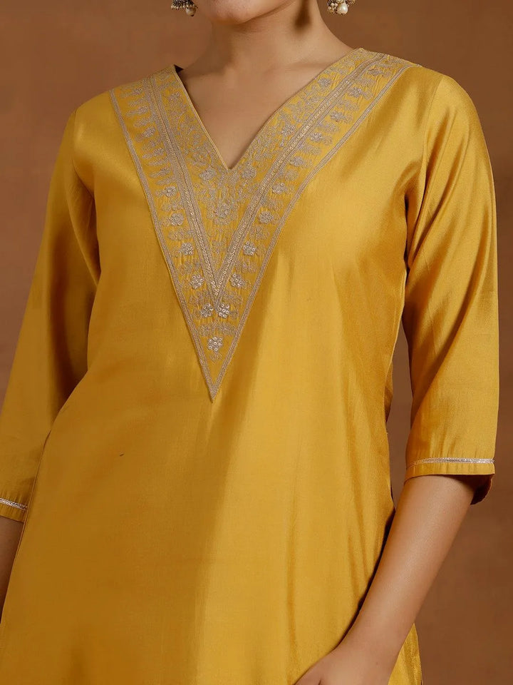 Yellow Yoke Design Silk Blend Straight Kurta Set - Libas