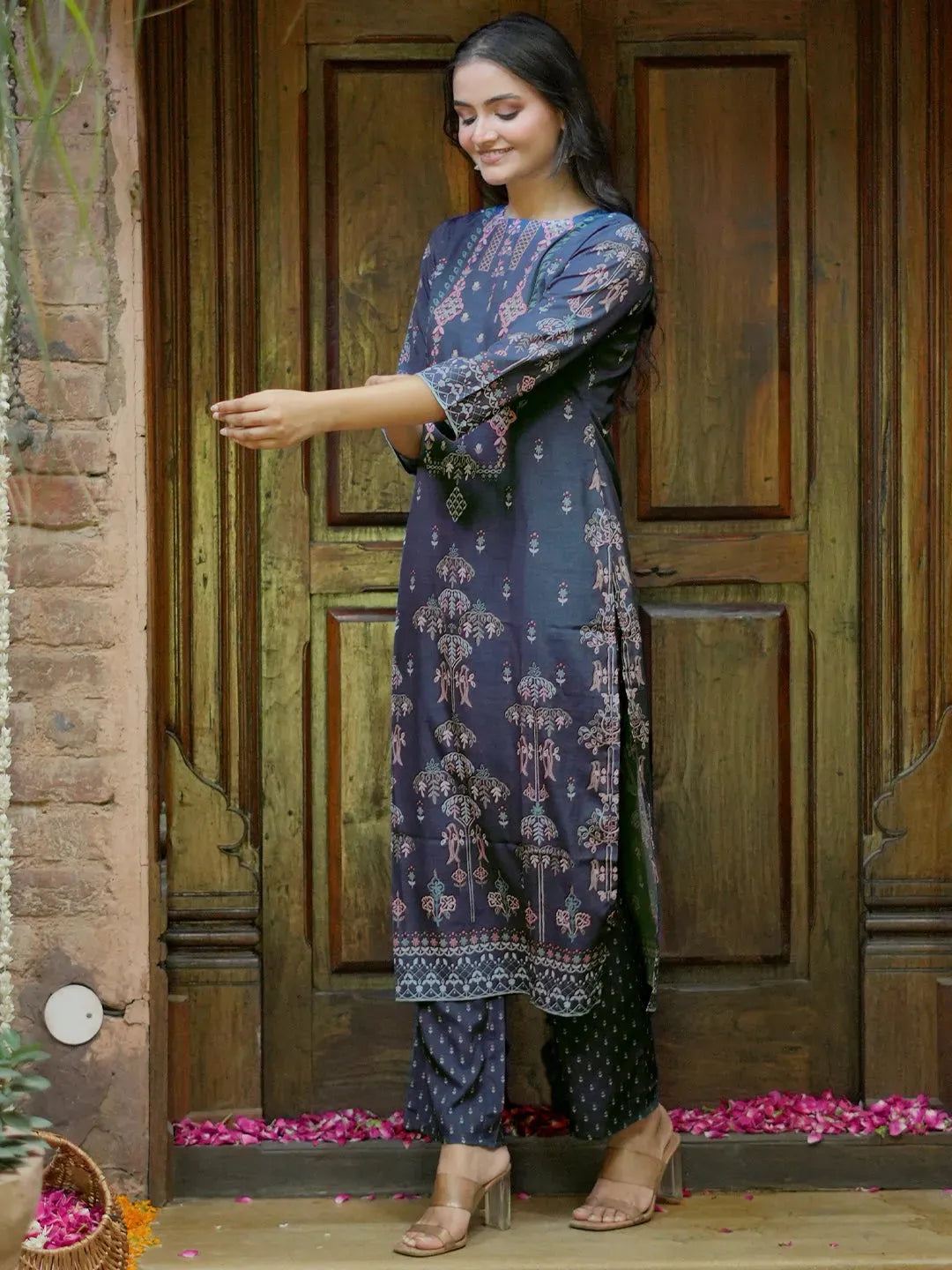  Grey Printed Crepe Straight Kurta Set 