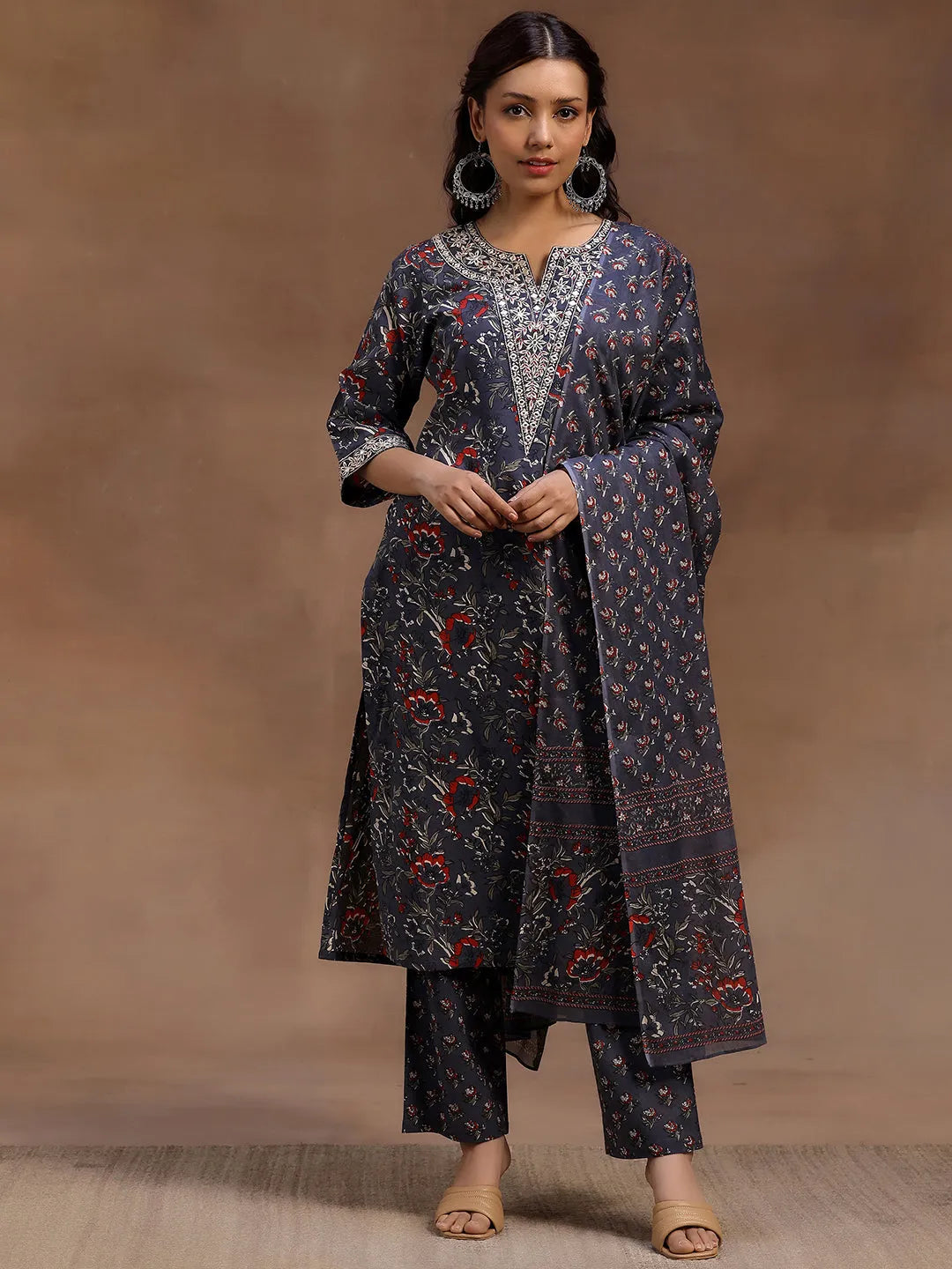  Grey Printed Cotton Straight Suit With Dupatta 