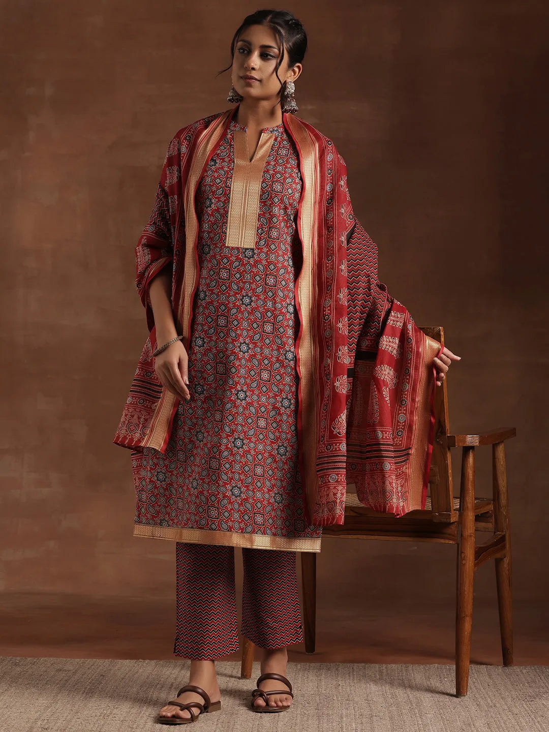 libas Red Printed Cotton Straight Suit With Dupatta-picture-22