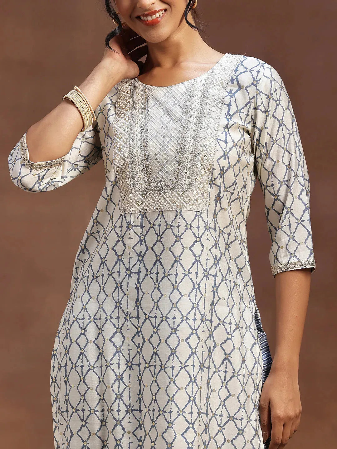  Off White Printed Silk Blend Straight Suit With Dupatta 