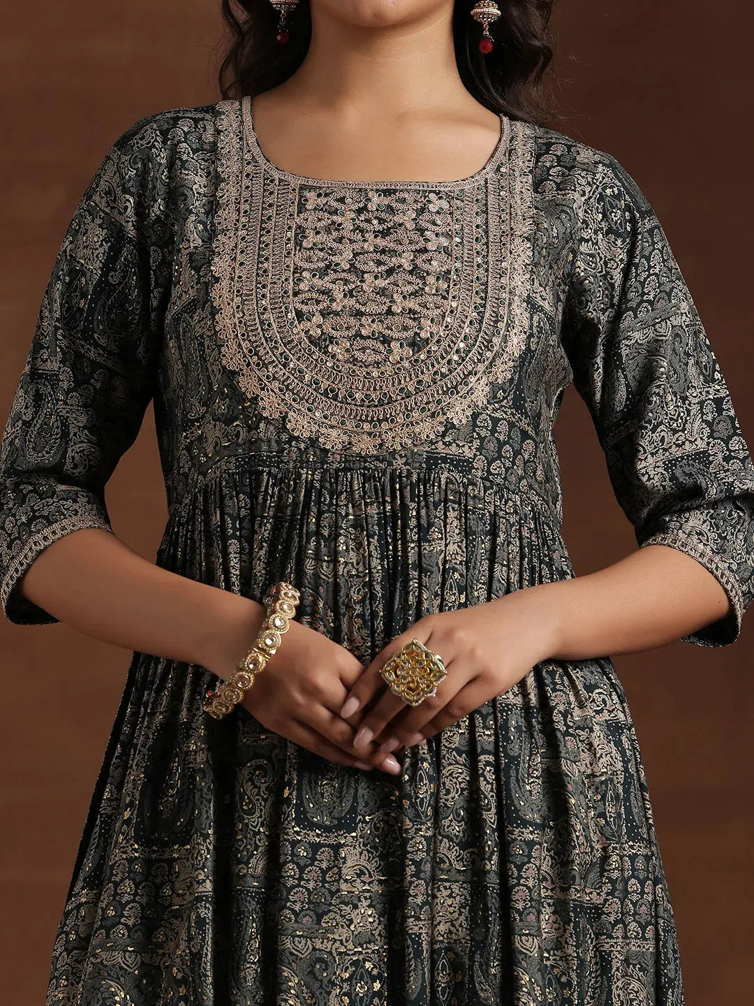  Green Printed Silk Blend A-Line Kurta With Trousers & Dupatta 