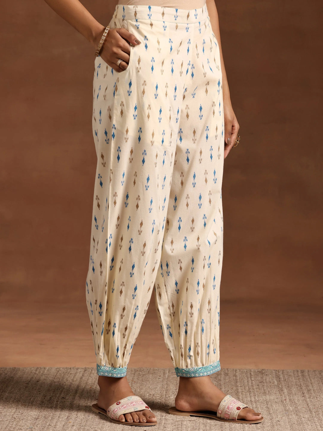  Blue Printed Cotton A-Line Kurta With Salwar 
