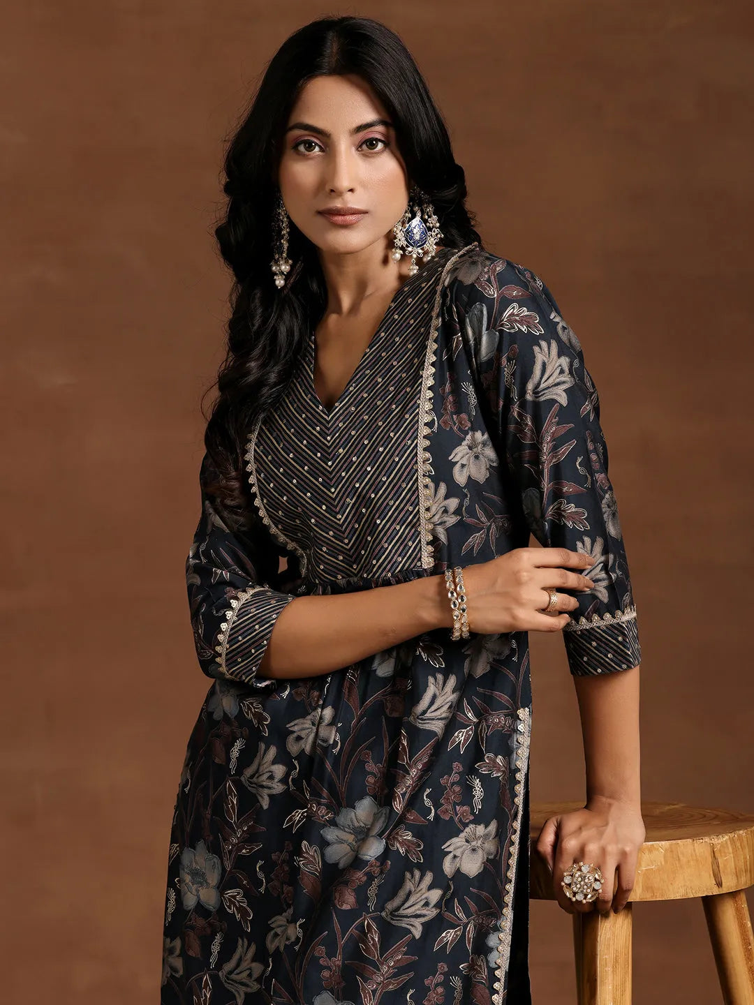  Teal Printed Silk Blend Straight Kurta Set 
