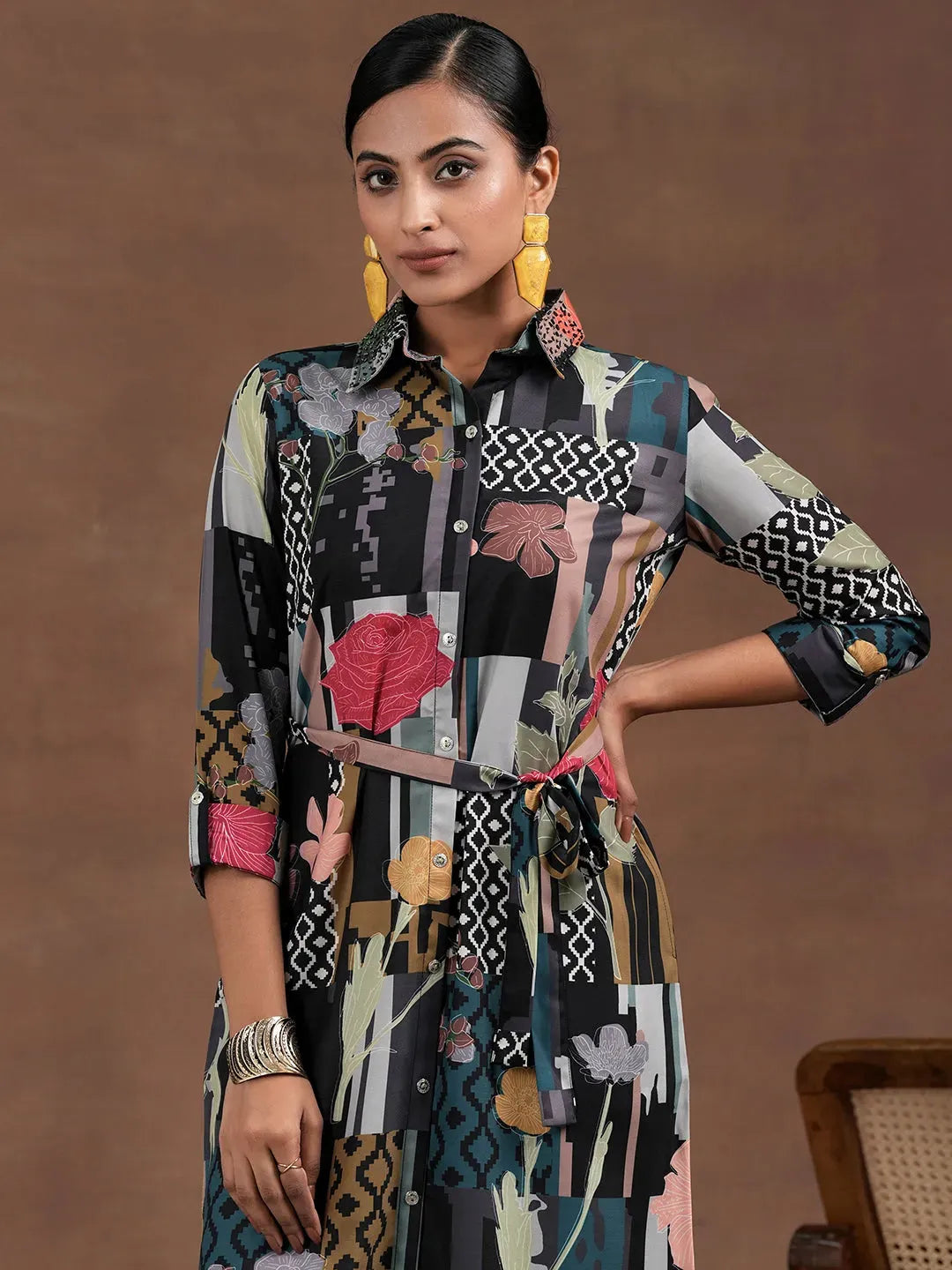  Multicoloured Printed Crepe Shirt Dress With Belt 