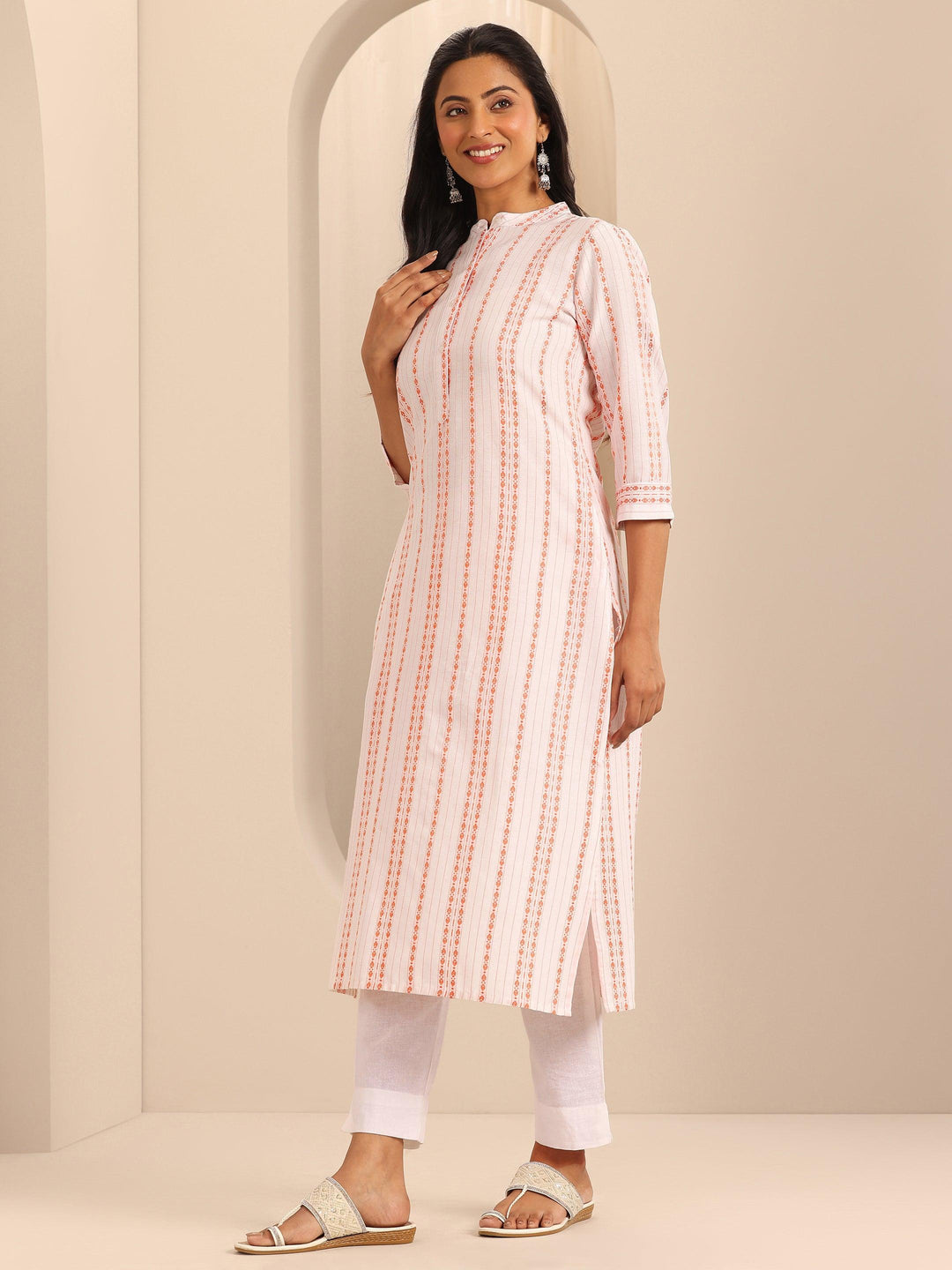  White Woven Design Cotton Straight Kurta 