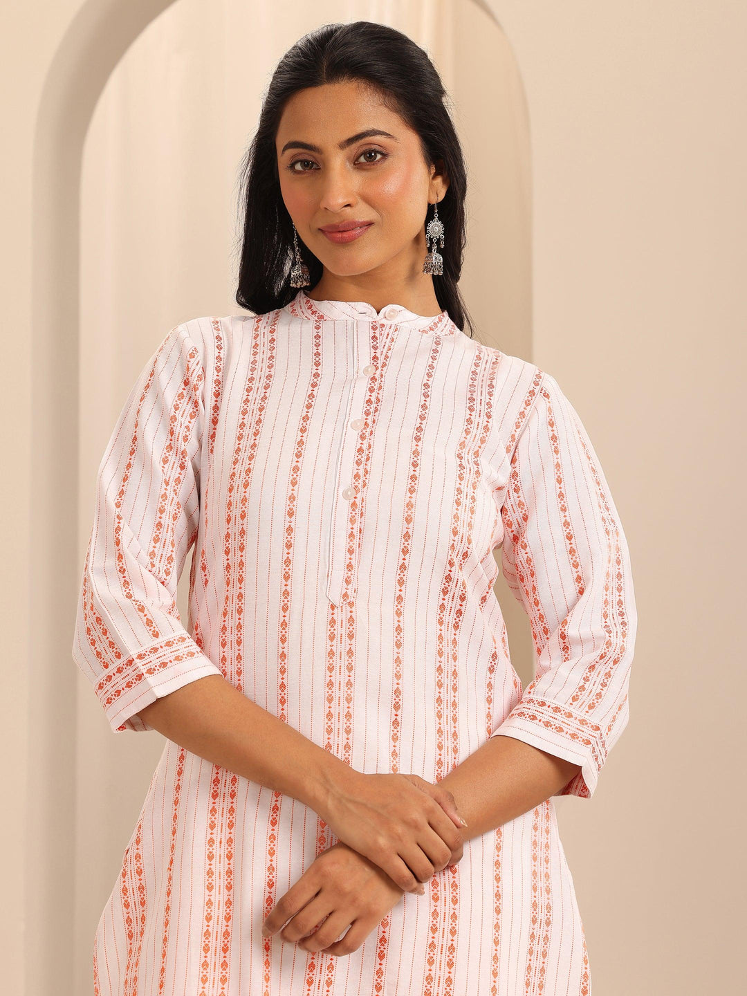  White Woven Design Cotton Straight Kurta 