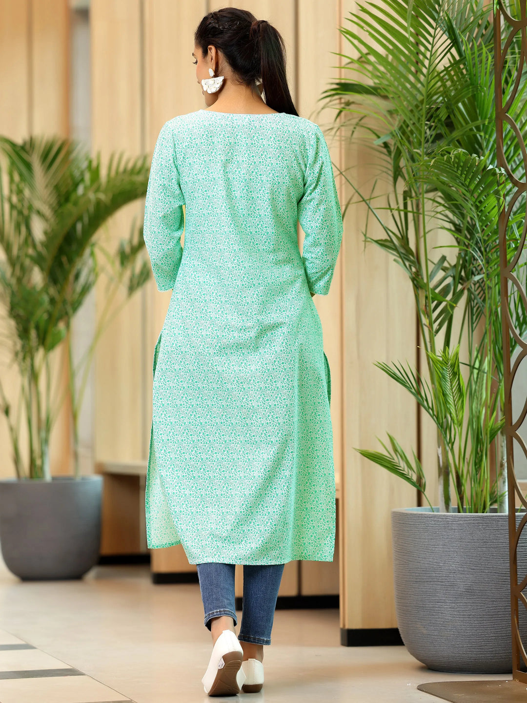  White Printed Cotton Straight Kurta 