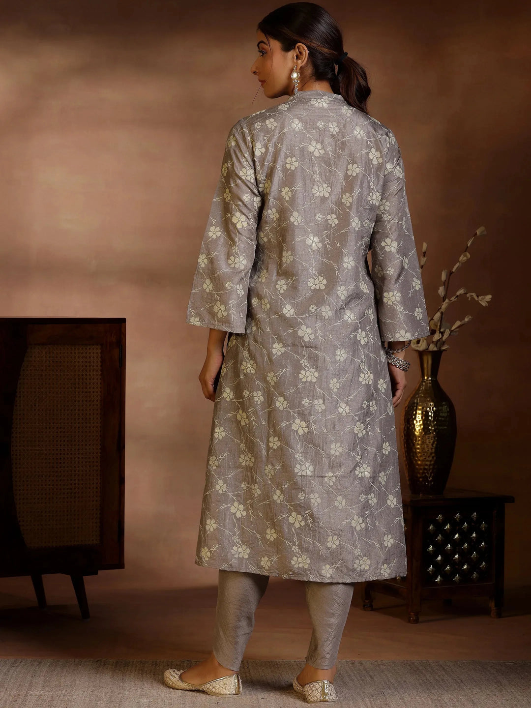  Grey Printed Silk Blend Straight Kurta Set 