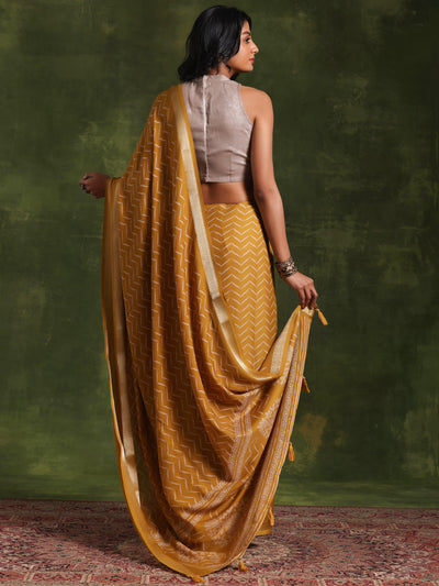 Mustard Printed Silk Blend Saree With Unstitched Blouse Piece - Libas
