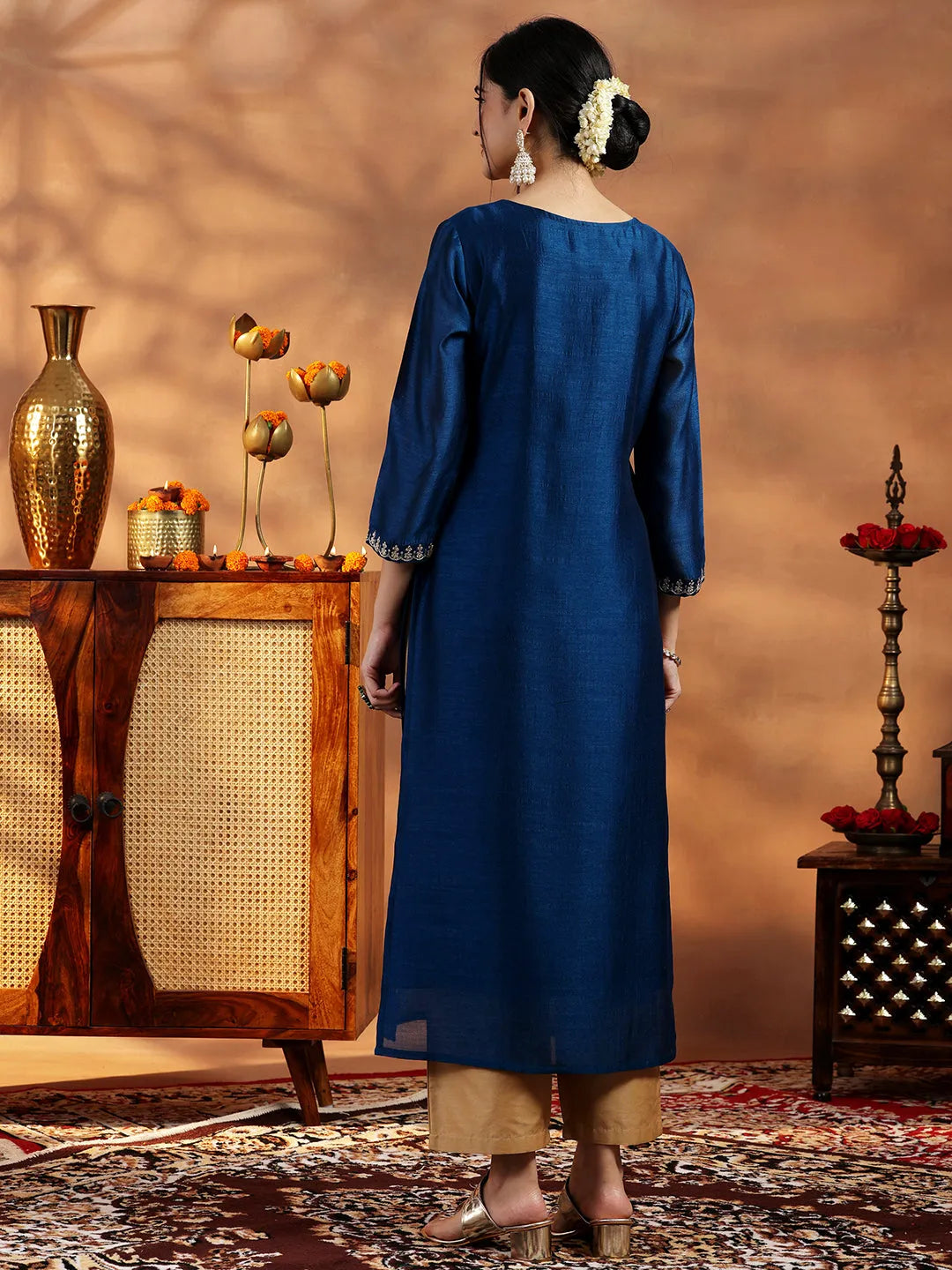 Blue Embroidered Silk Straight Kurta 