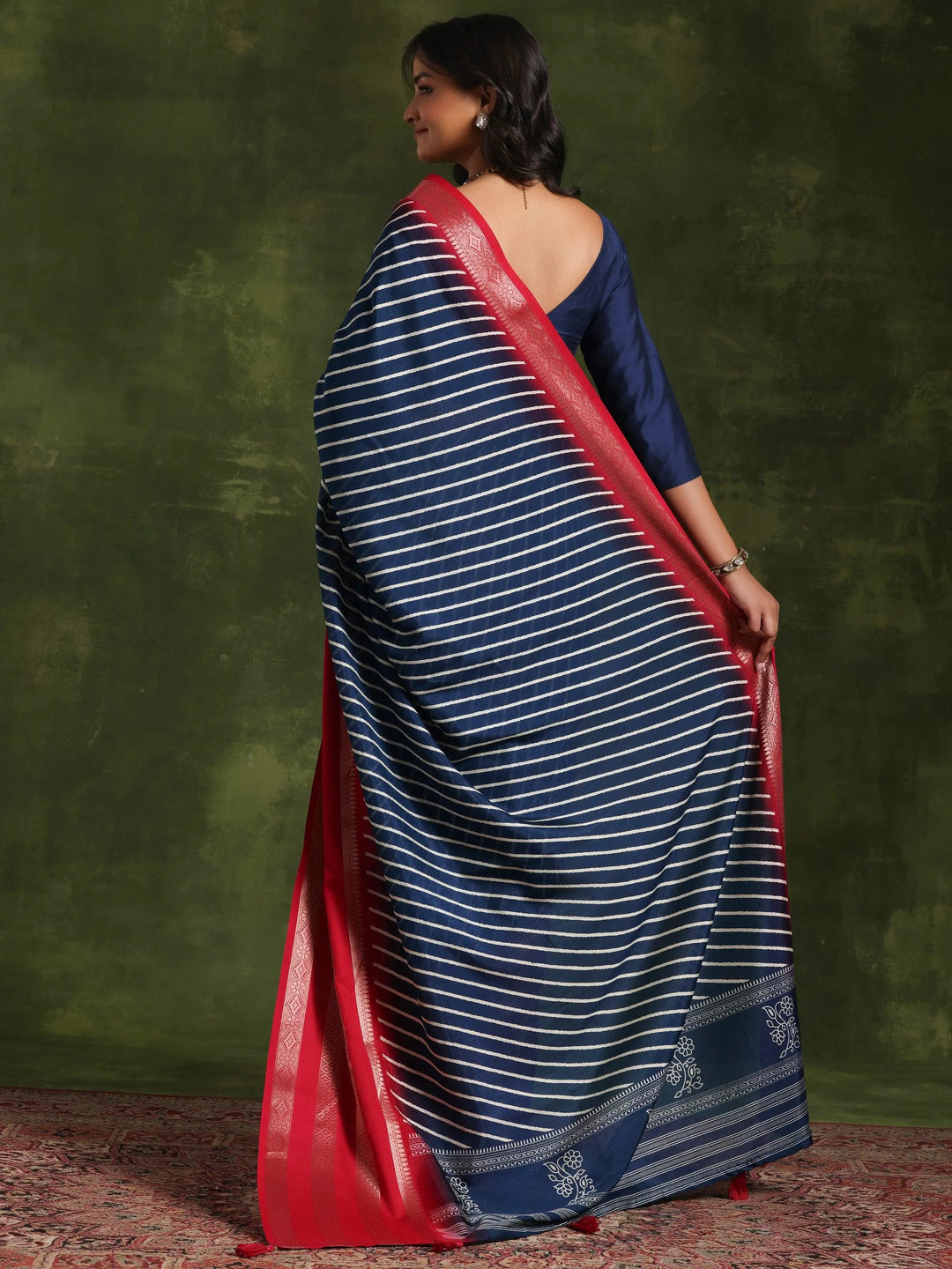 Blue Printed Silk Blend Saree With Unstitched Blouse Piece - Libas 