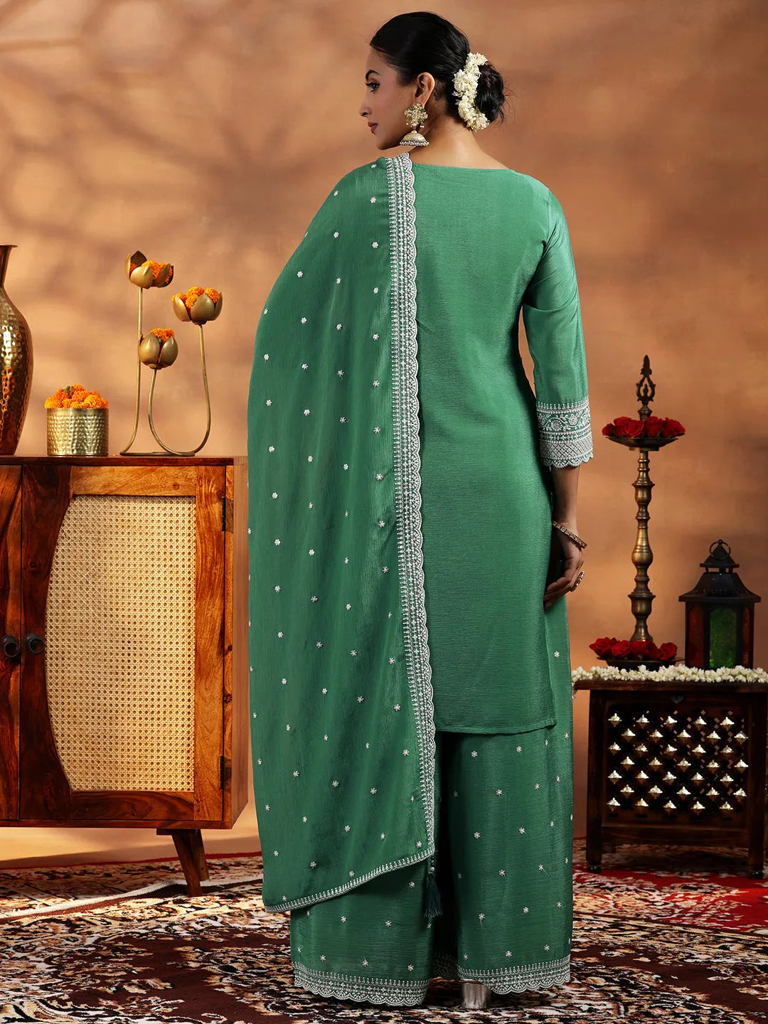  Green Embroidered Silk Blend Straight Suit With Dupatta 