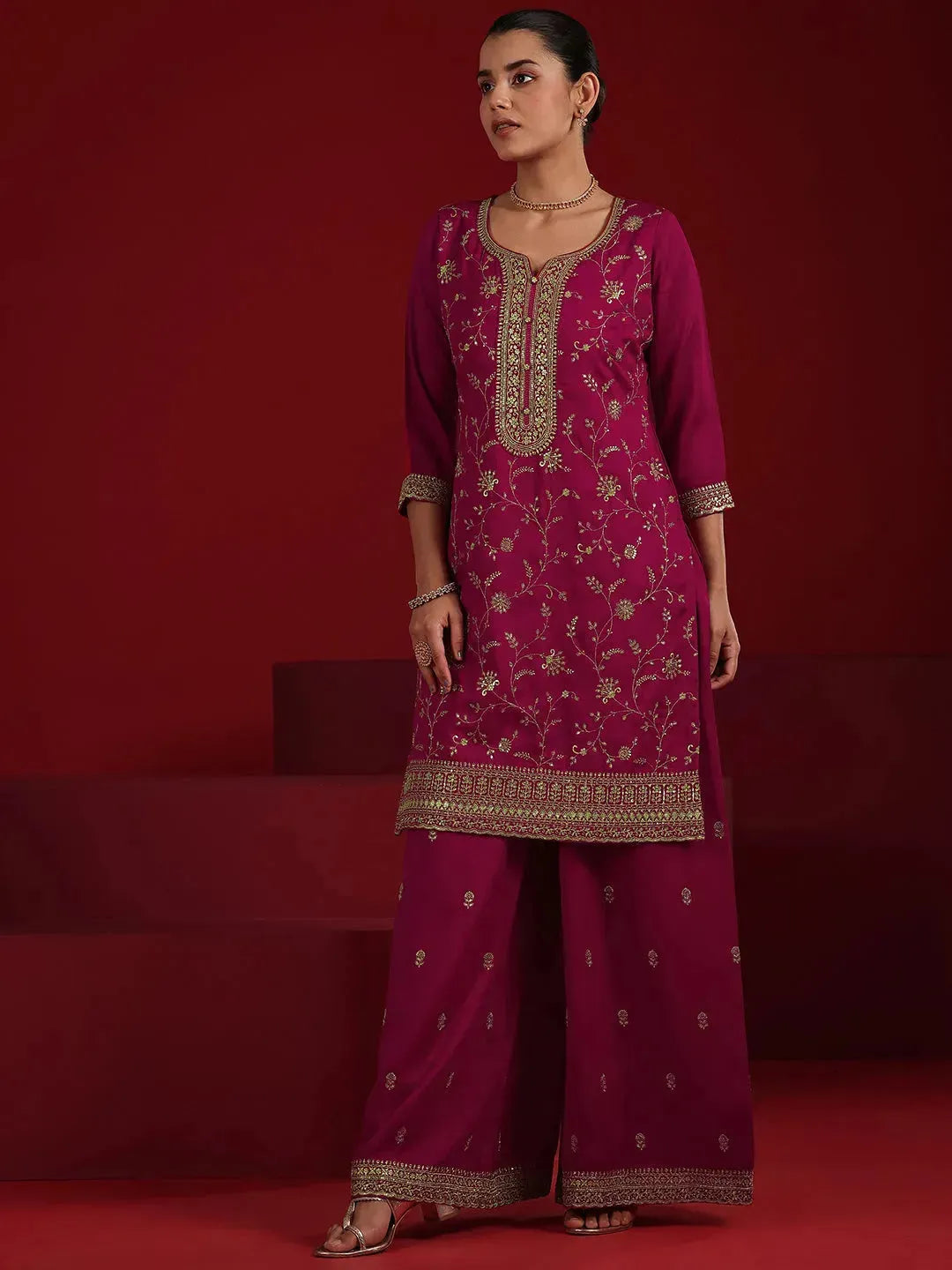 Pink Embroidered Silk Blend Straight Suit Set With Dupatta 