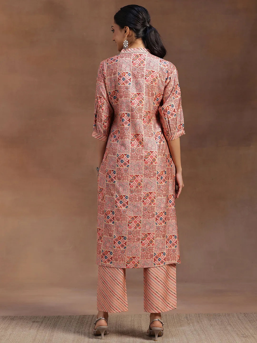  Peach Printed Silk Blend Straight Kurta Set 