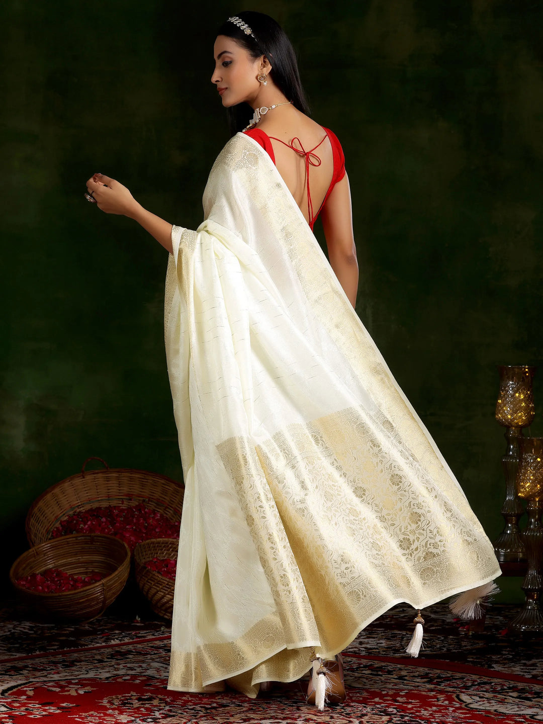  Off White Woven Design Silk Blend Saree With Unstitched Blouse Piece 