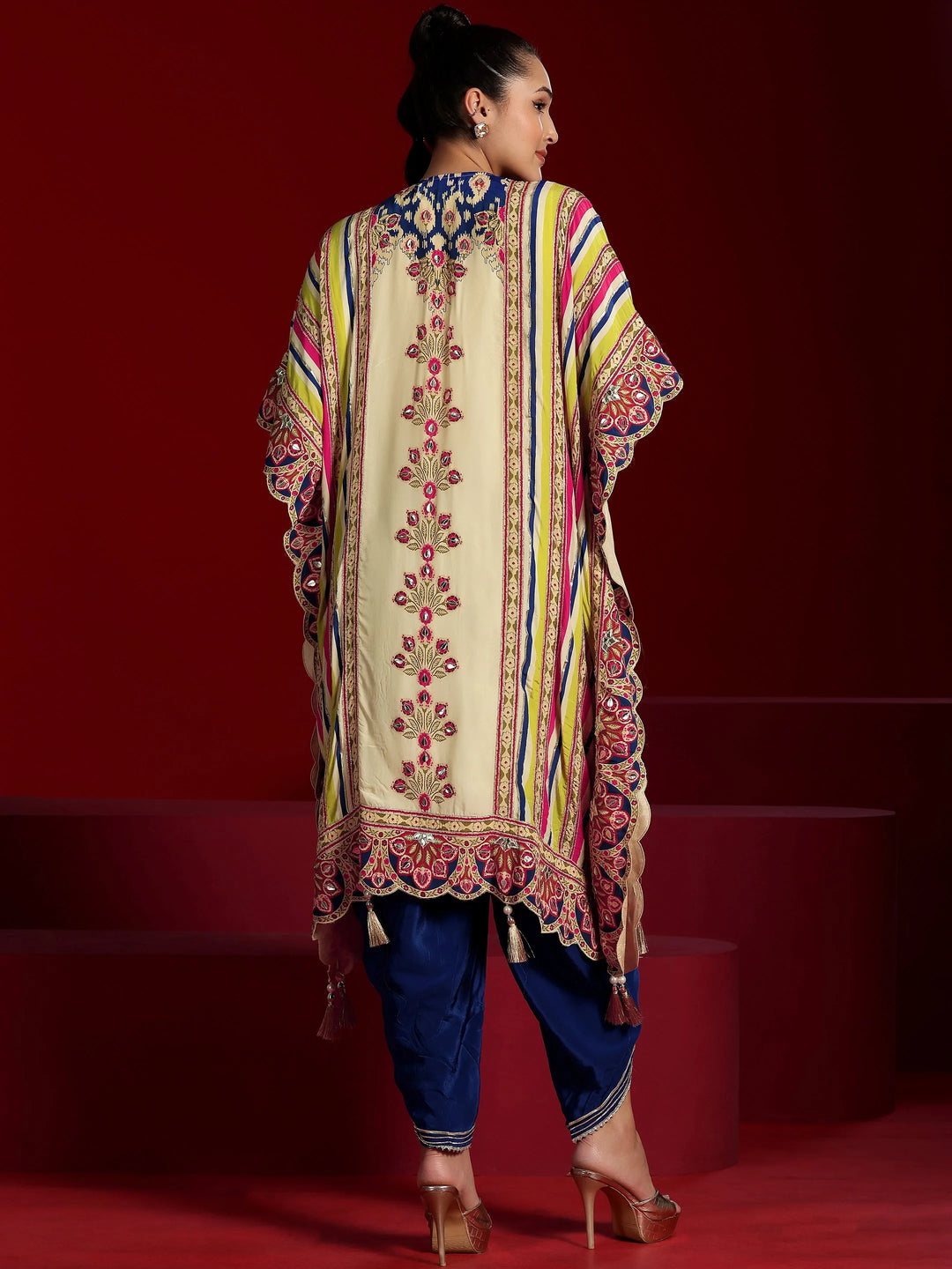  Libas Art Multi Printed Silk Blend Co-Ords 