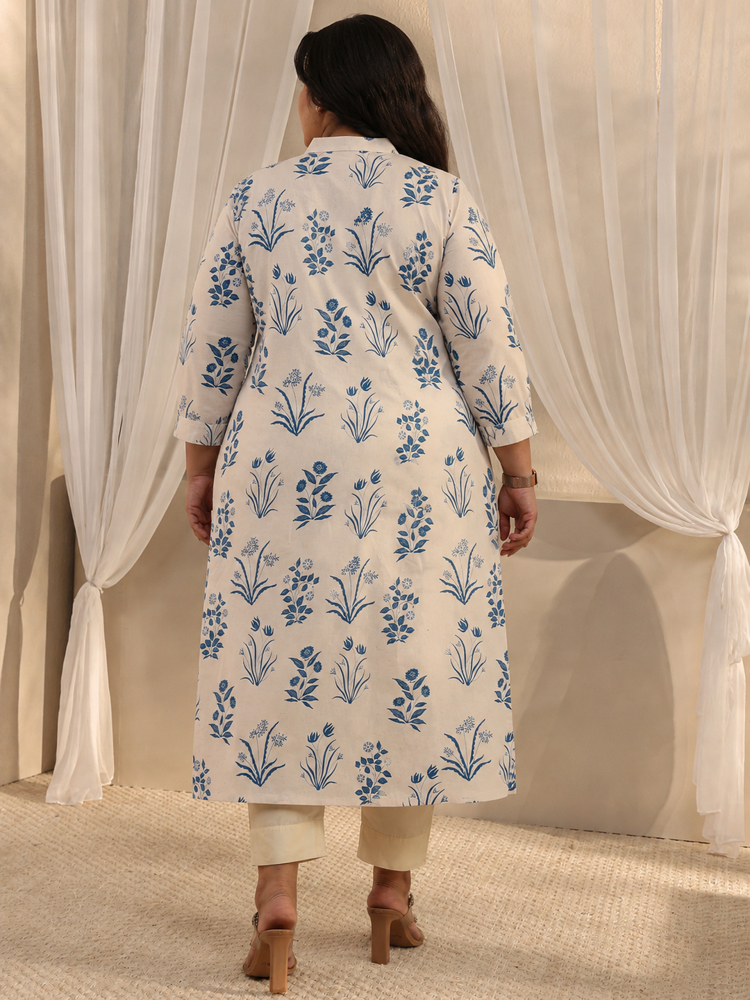  Plus Size Off White Floral Printed Cotton A-Line Kurta 
