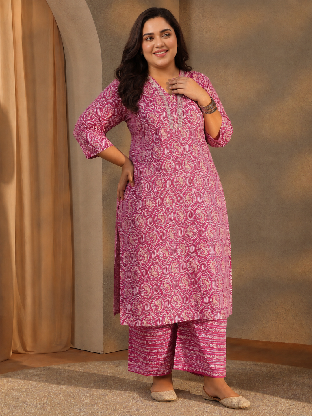  Plus Size Pink Paisley Printed Cotton Straight Suit Set 