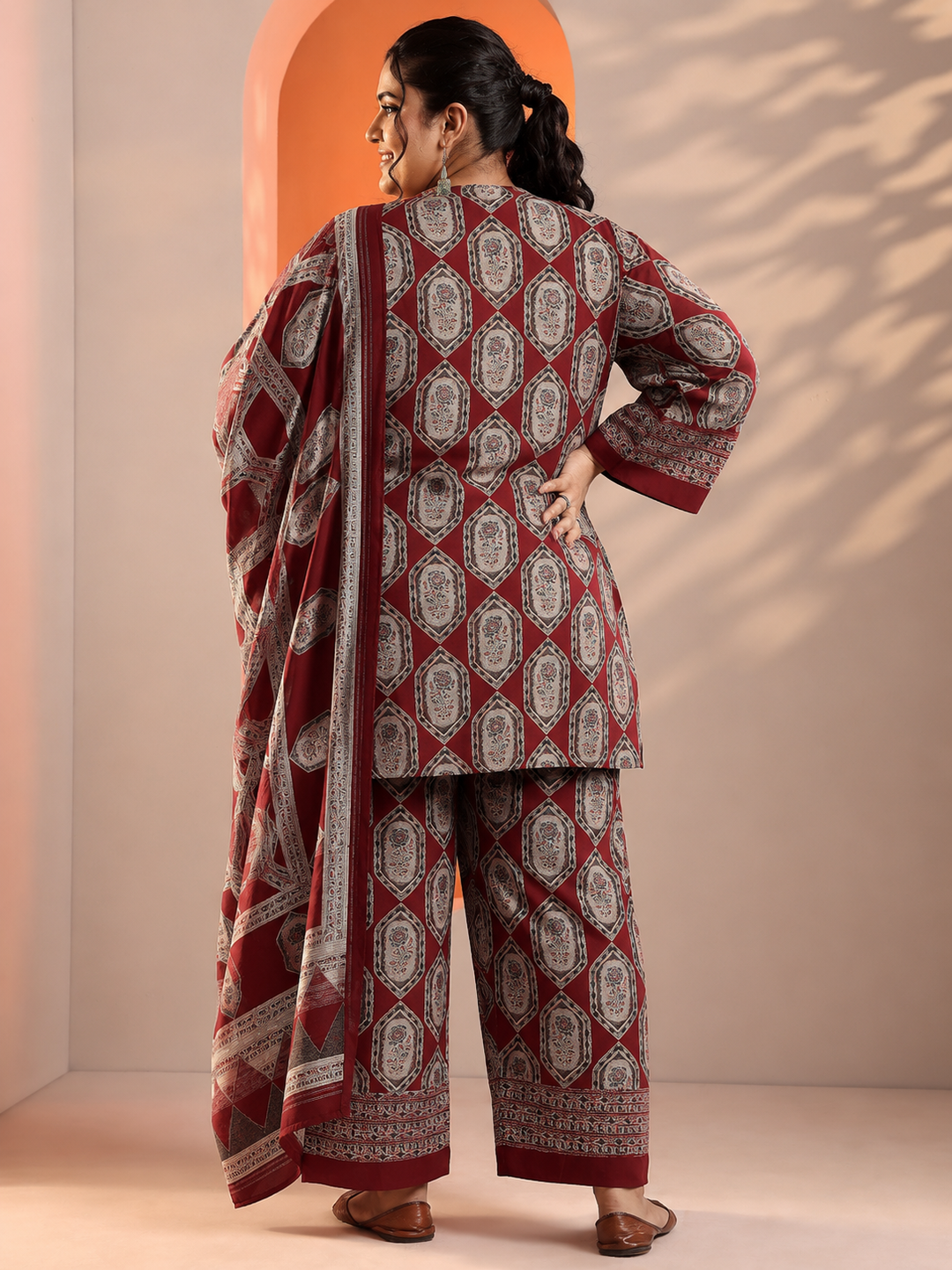  Plus Size Red Printed Silk Blend Straight Suit Set 