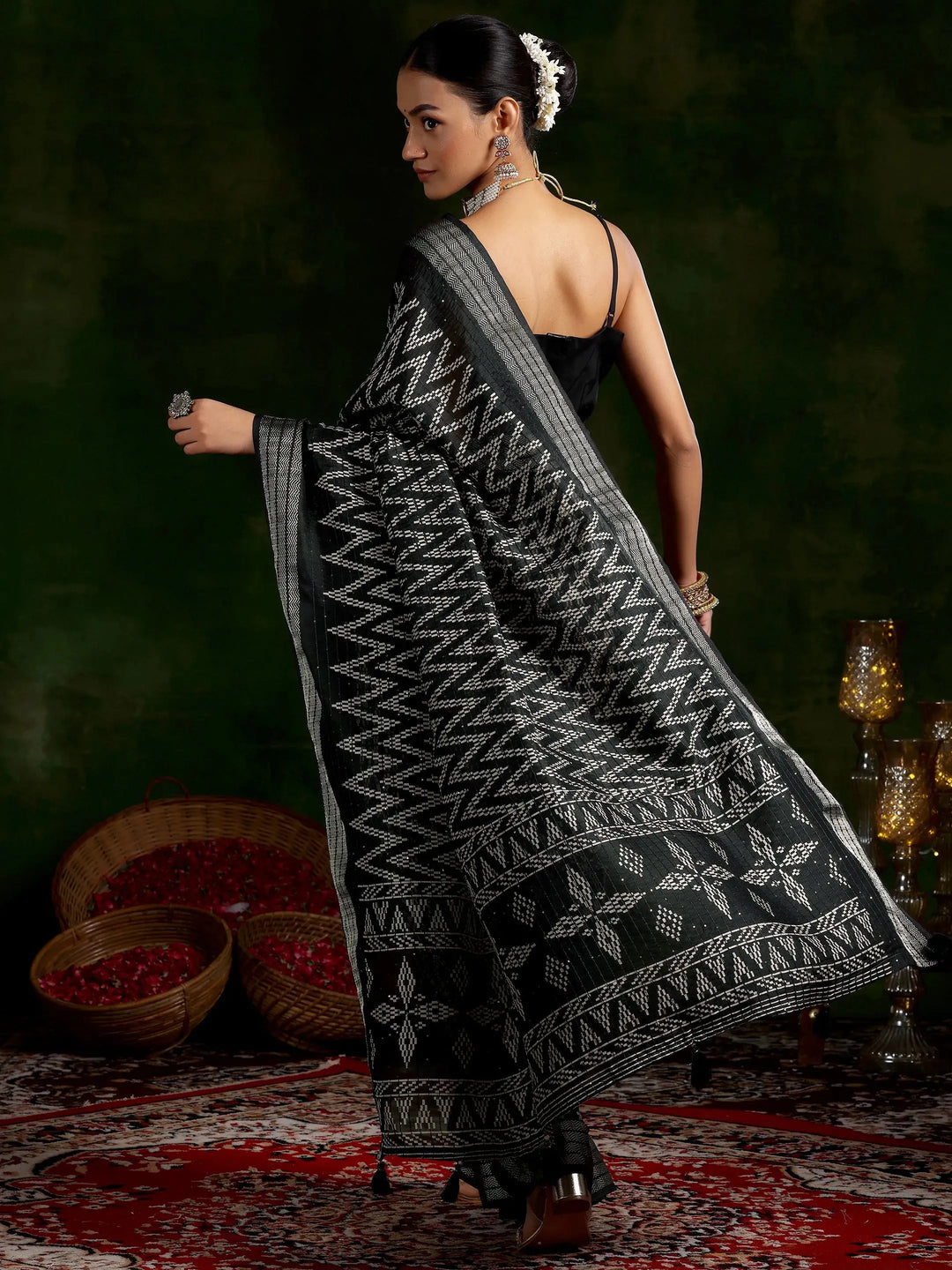  Black Printed Silk Blend Saree With Unstitched Blouse Piece 