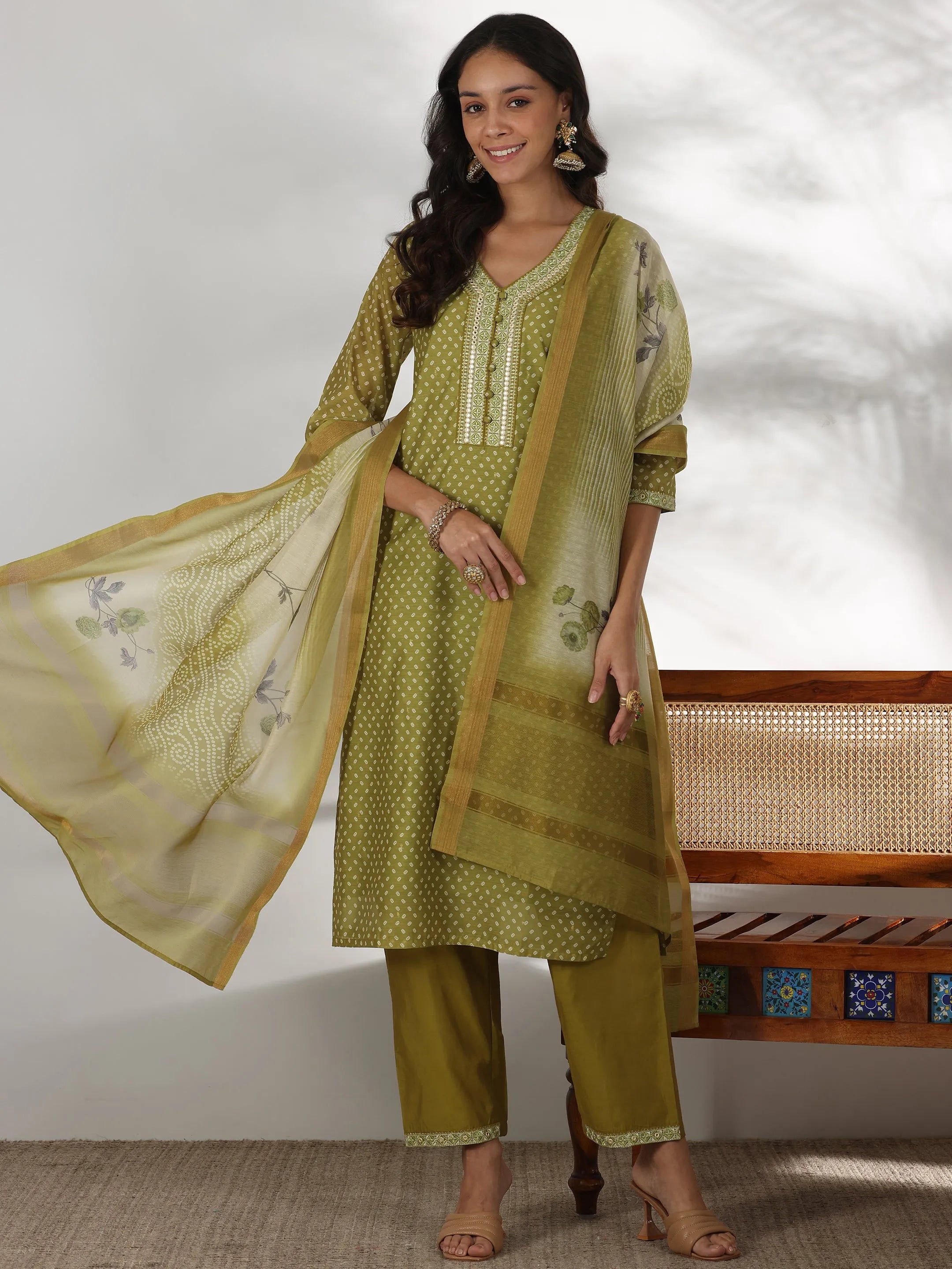 libas Green Printed Silk Blend Straight Suit With Dupatta-picture-44