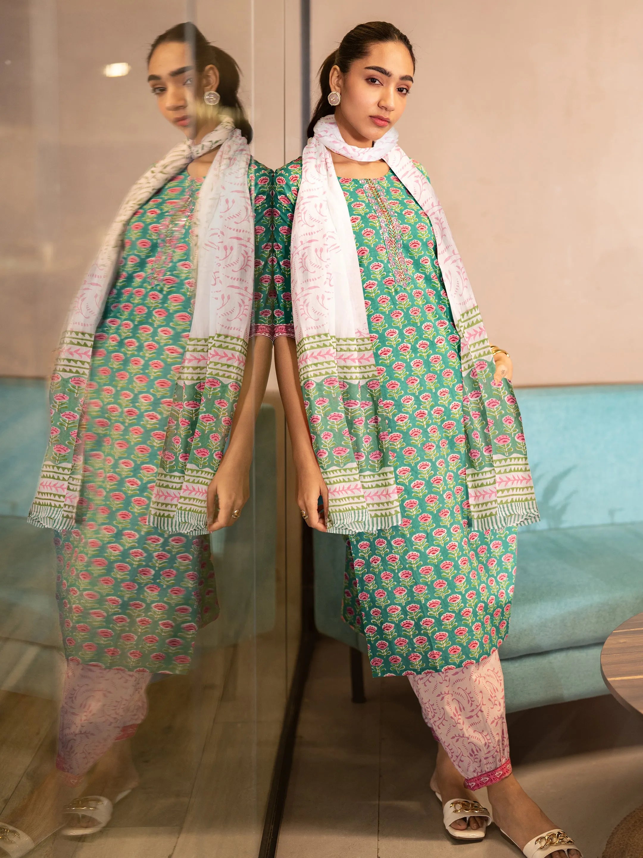 Green Printed Cotton Straight Suit Set With Dupatta-image-49
