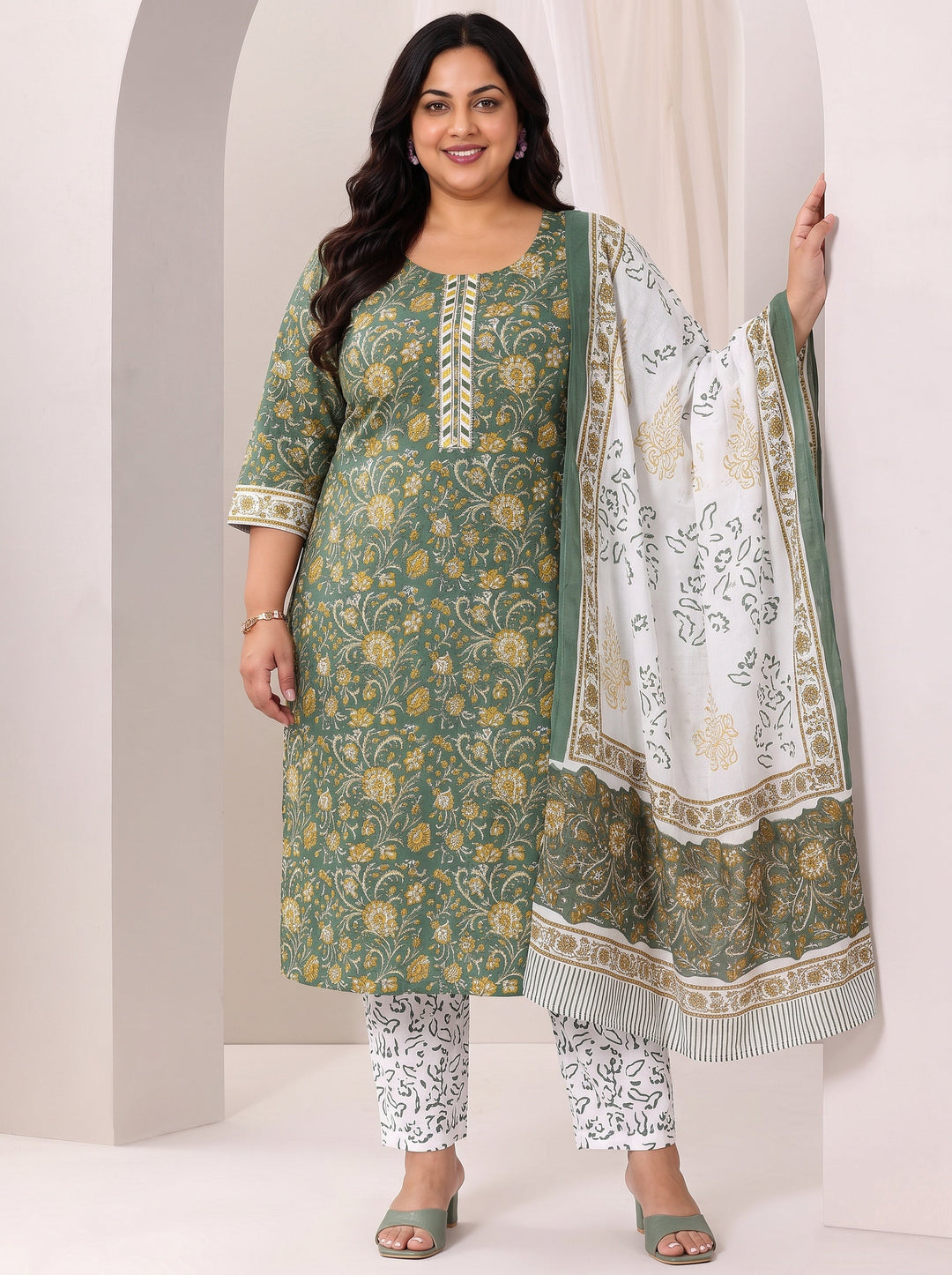  Plus Size Green Printed Cotton Straight Suit Set With Dupatta 
