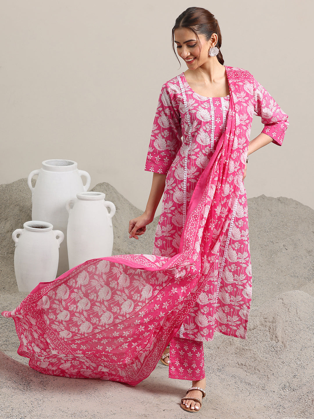 libas Pink Printed Cotton Straight Suit With Dupatta-picture-13